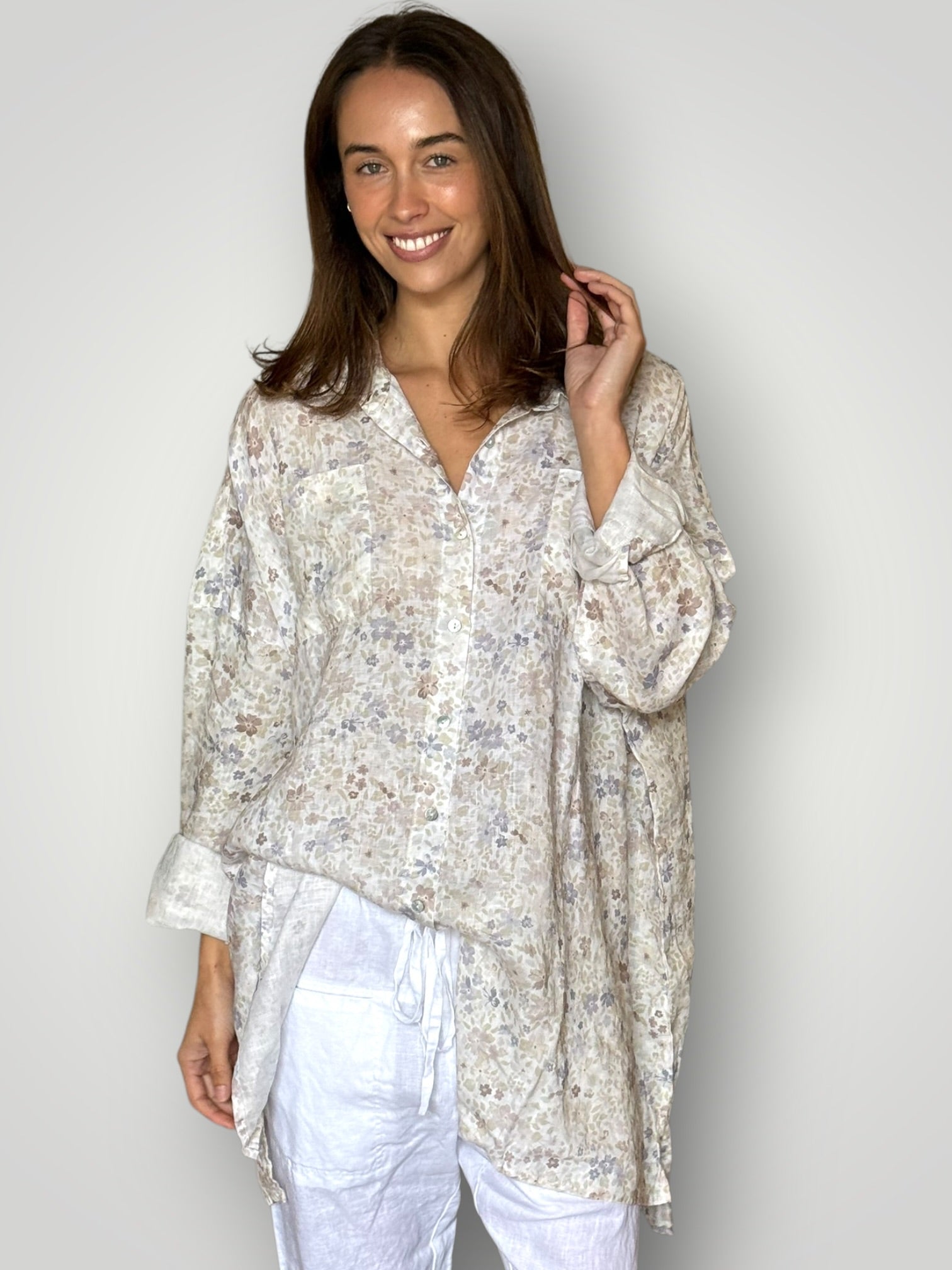 aiden boyfriend shirt -flower patch linen Apparel