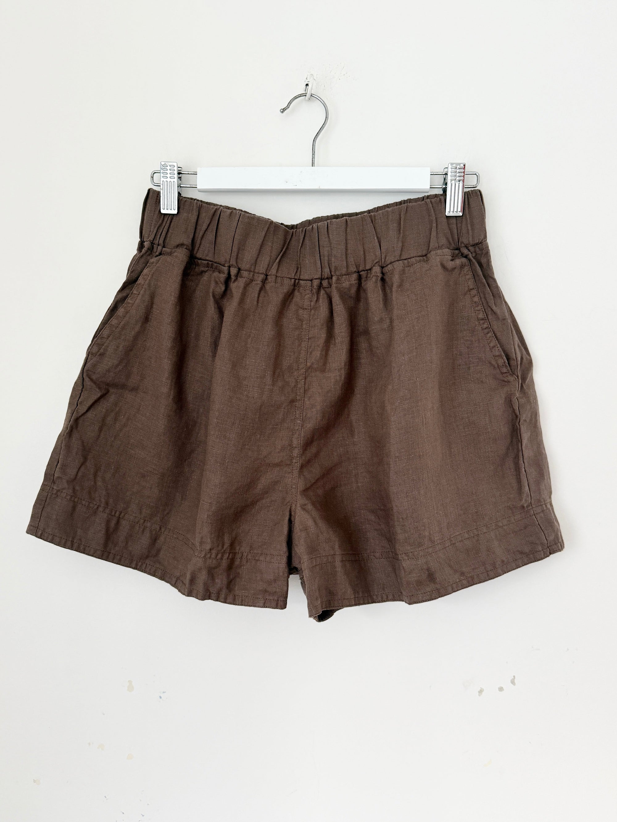 abbey short - soil linen Apparel