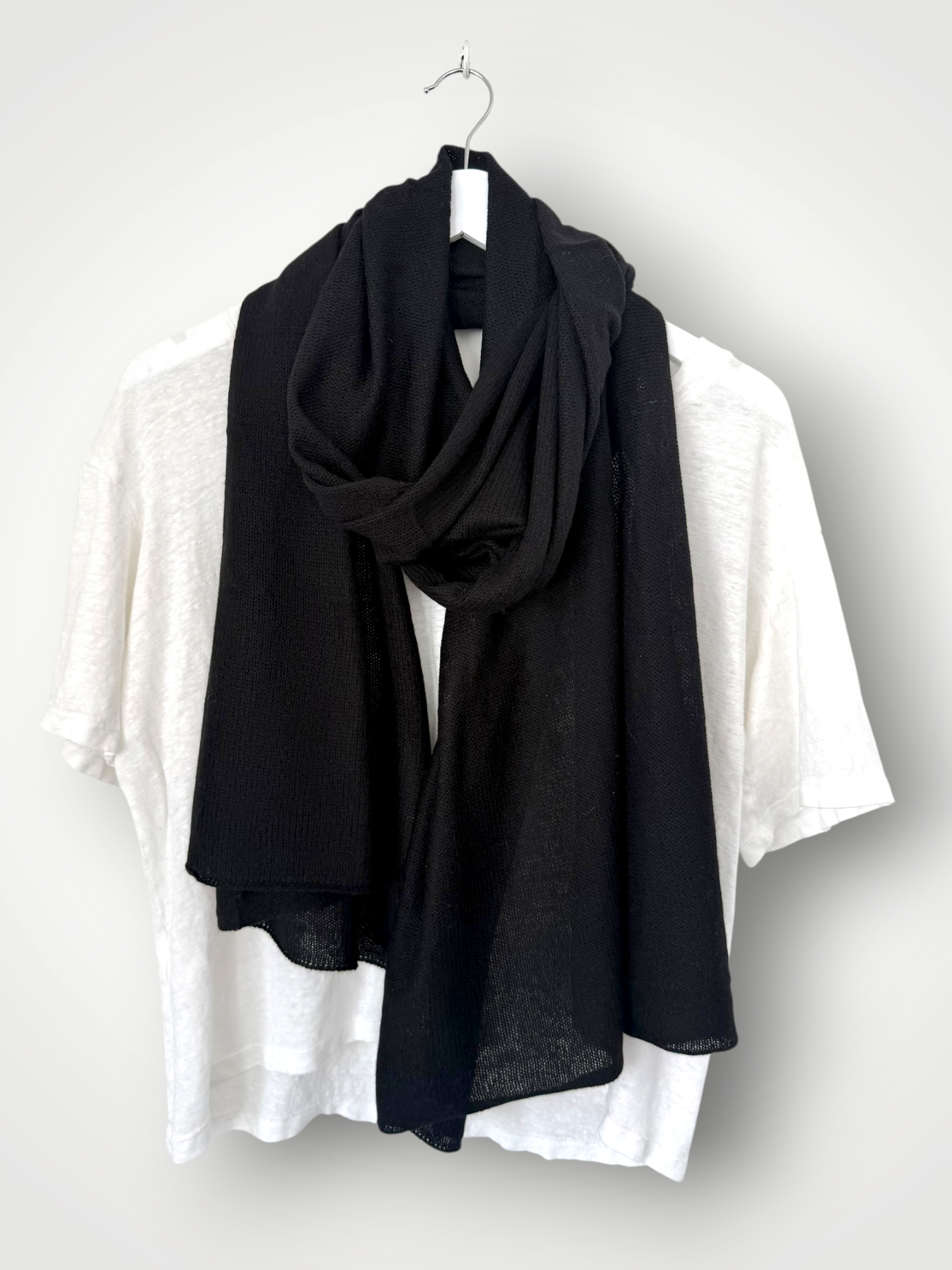 pure cashmere scarf/wrap- black