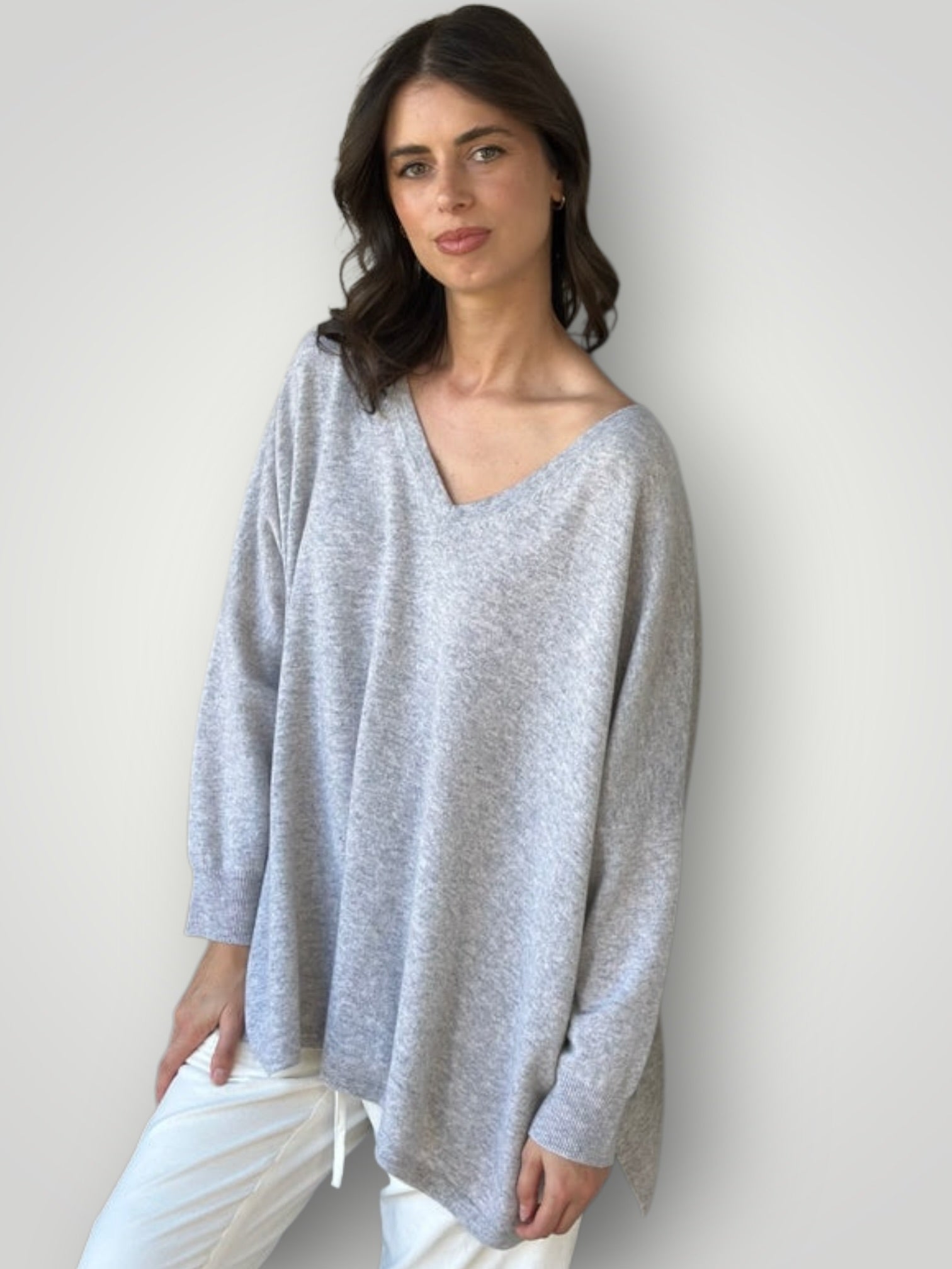 boyfriend v cashmere knit -soft grey Apparel