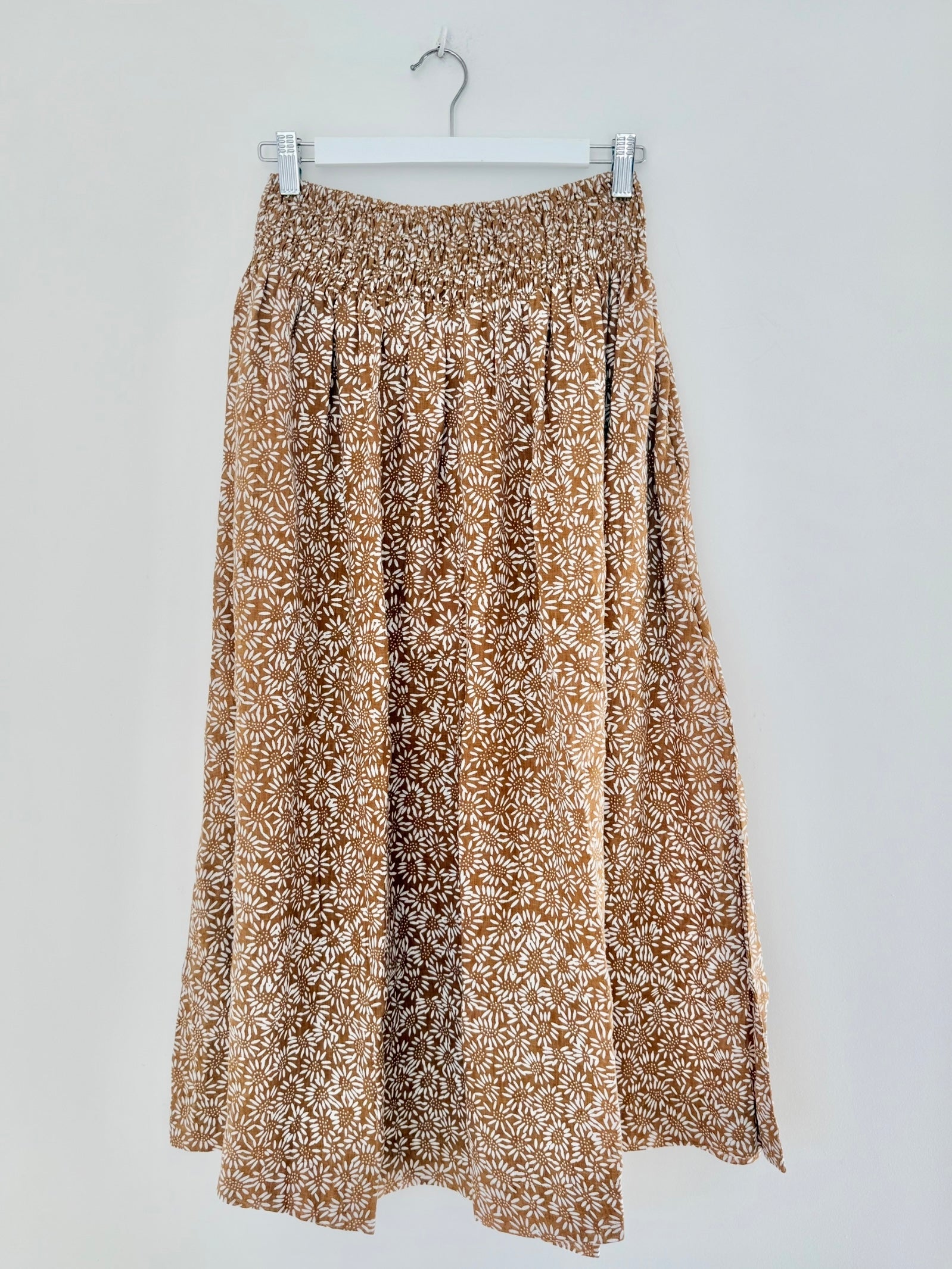 lulu skirt - caramel daisy linen Apparel