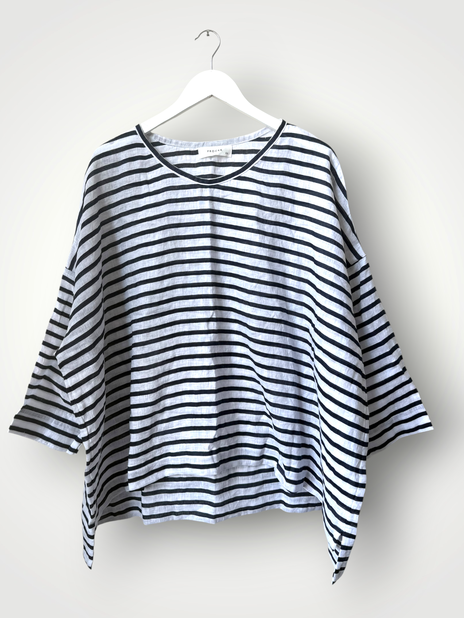 hunter top - navy stripe linen Apparel