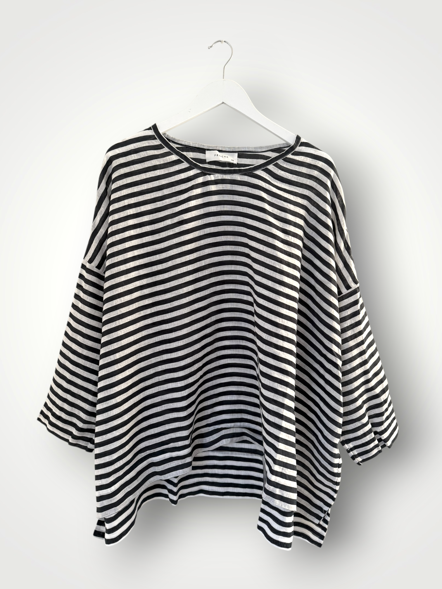 hunter top - charcoal stripe linen Apparel
