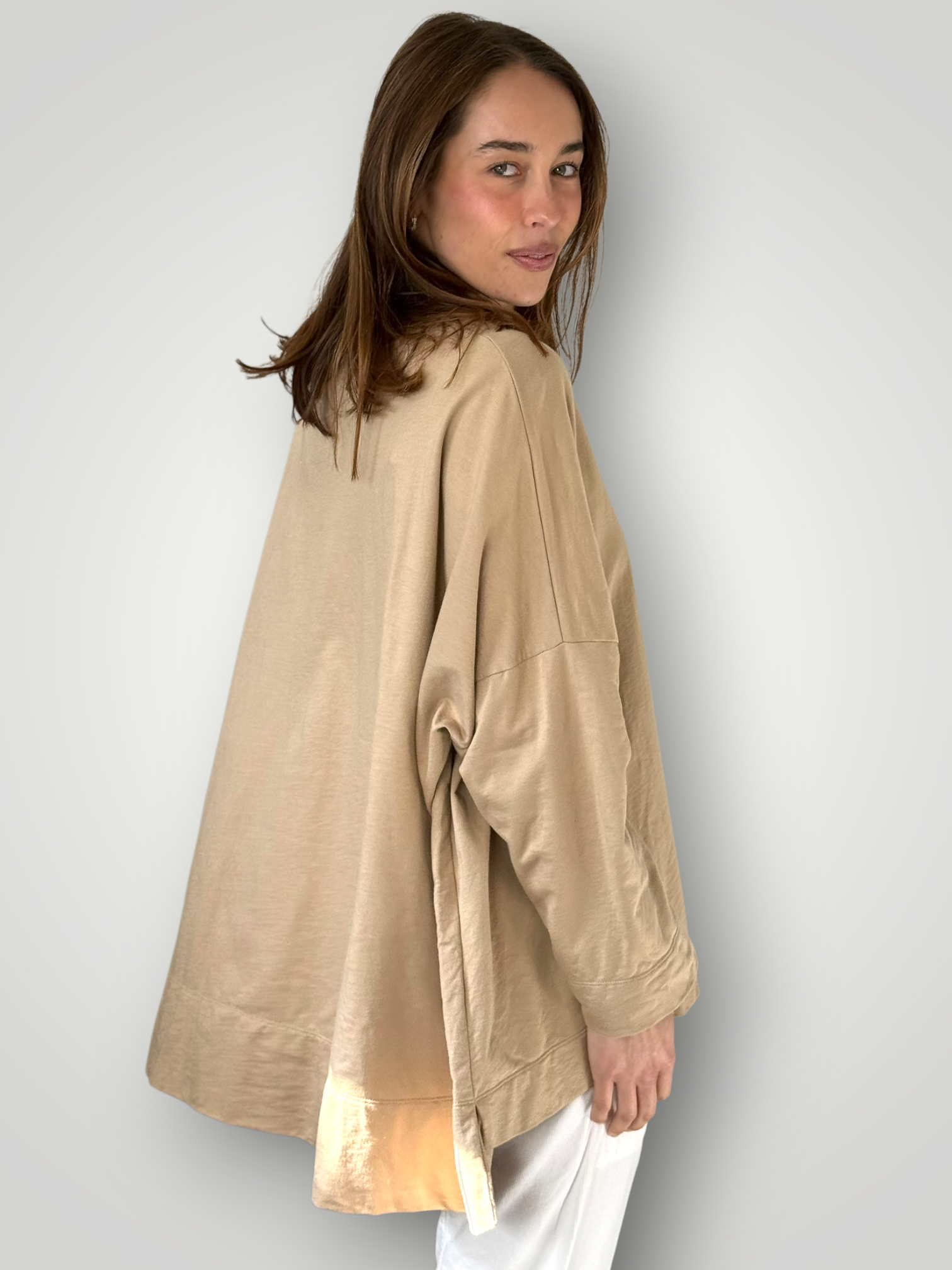 hunter top - sand knit Apparel