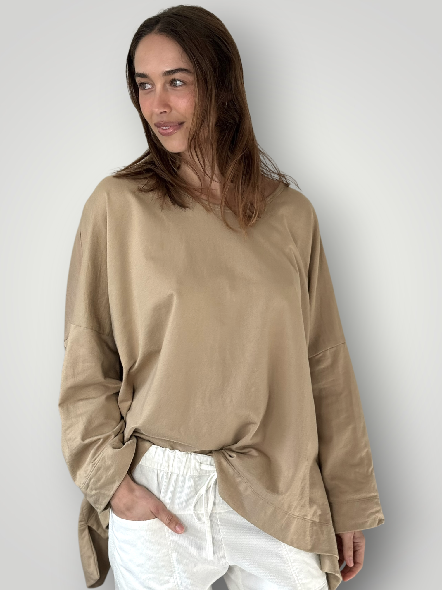 hunter top - sand knit Apparel