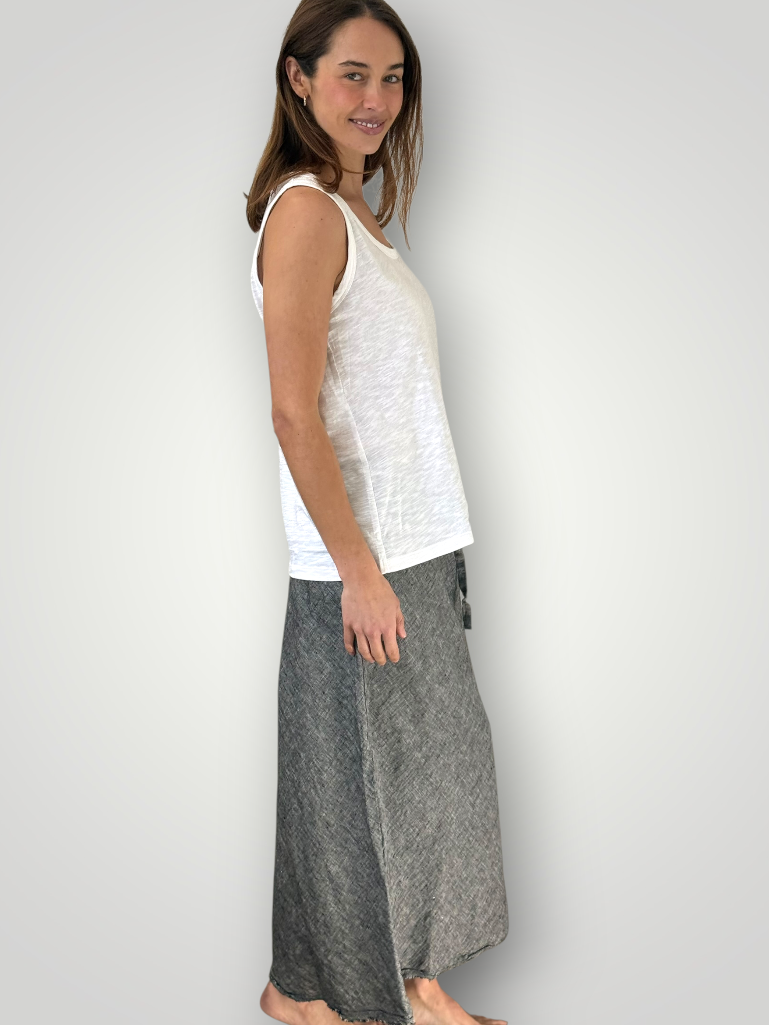 anthea skirt - charcoal chambrey linen Apparel