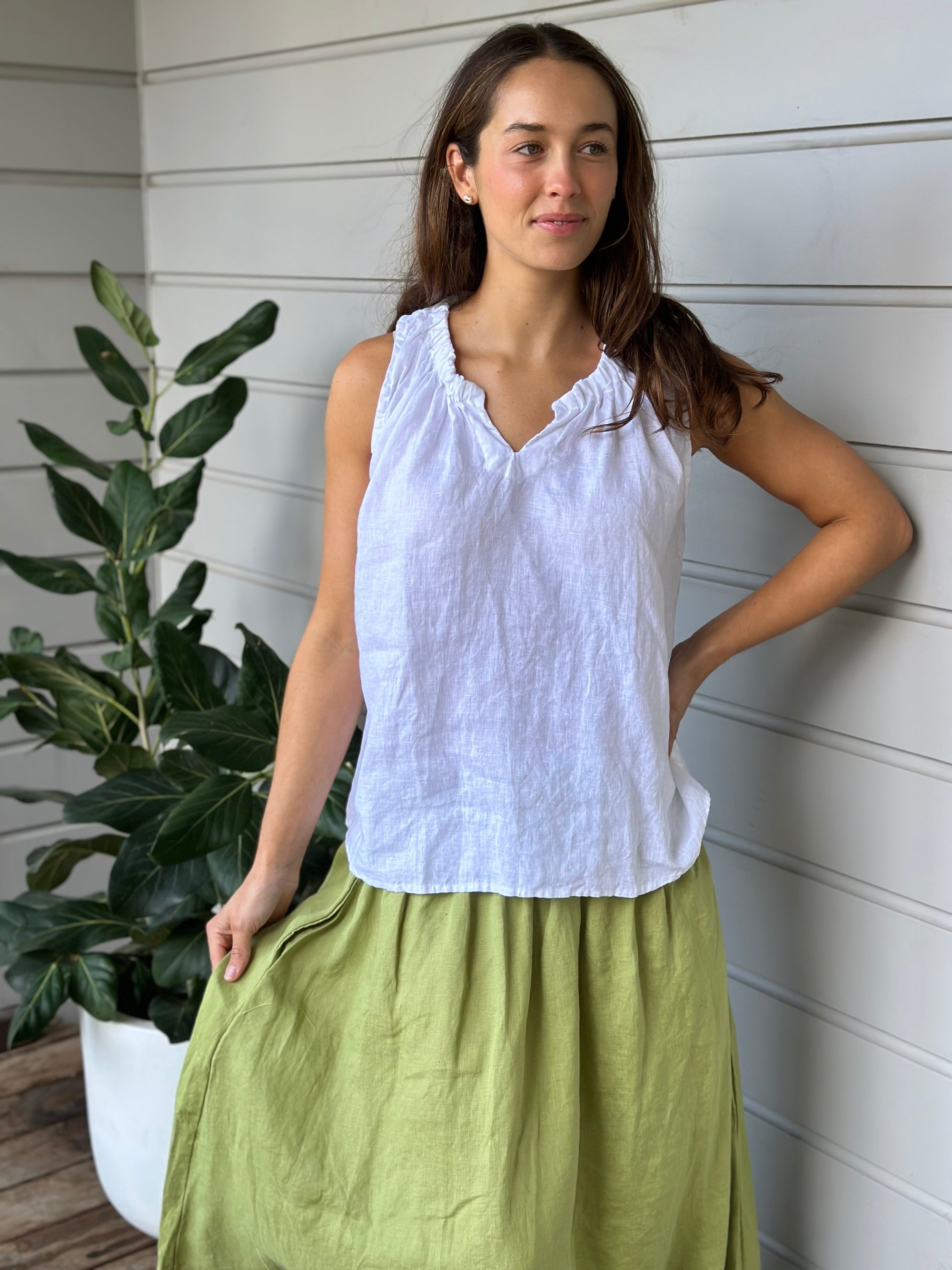 lucy top-white linen Apparel  