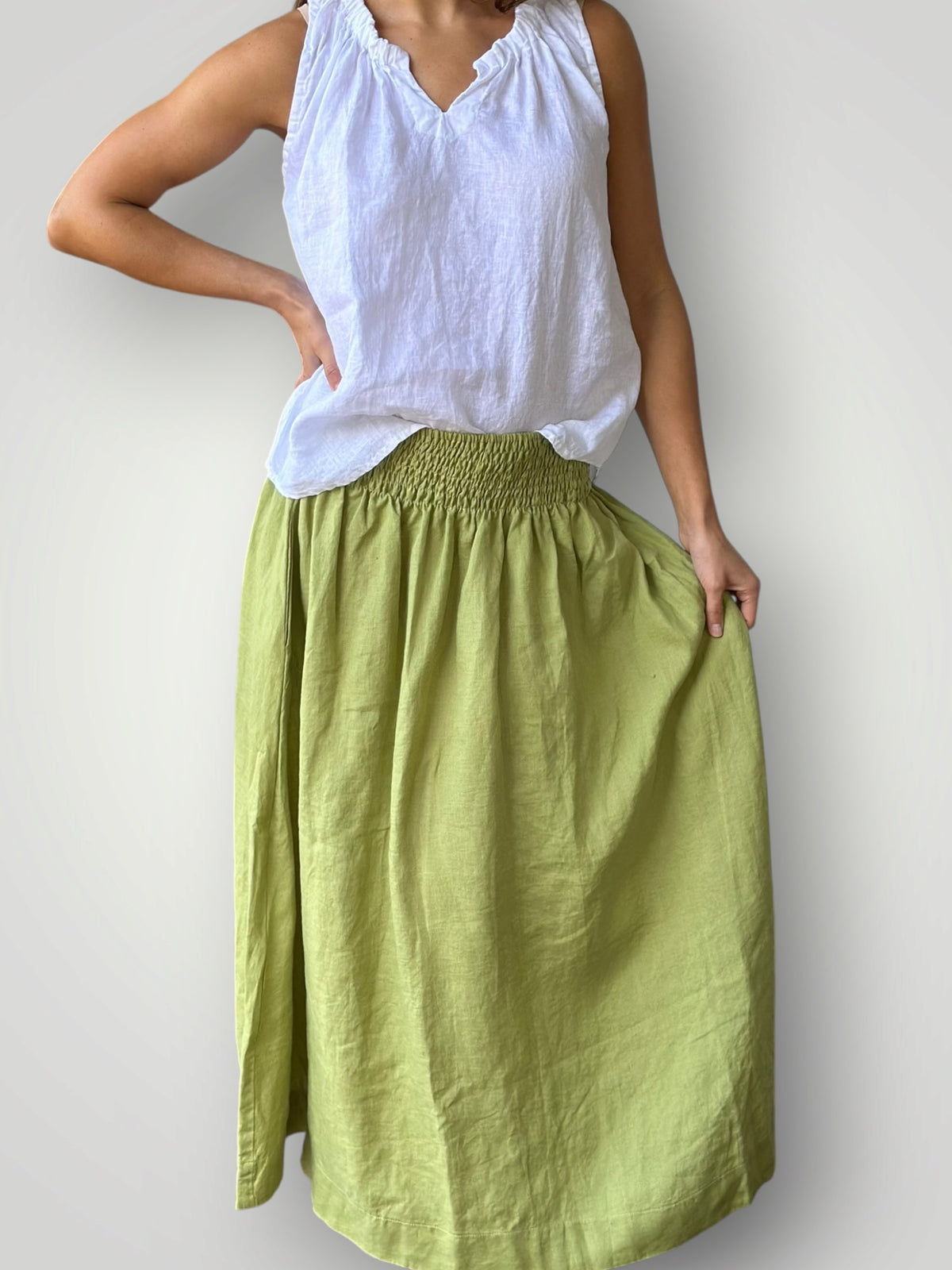 lulu skirt -avocado linen Apparel