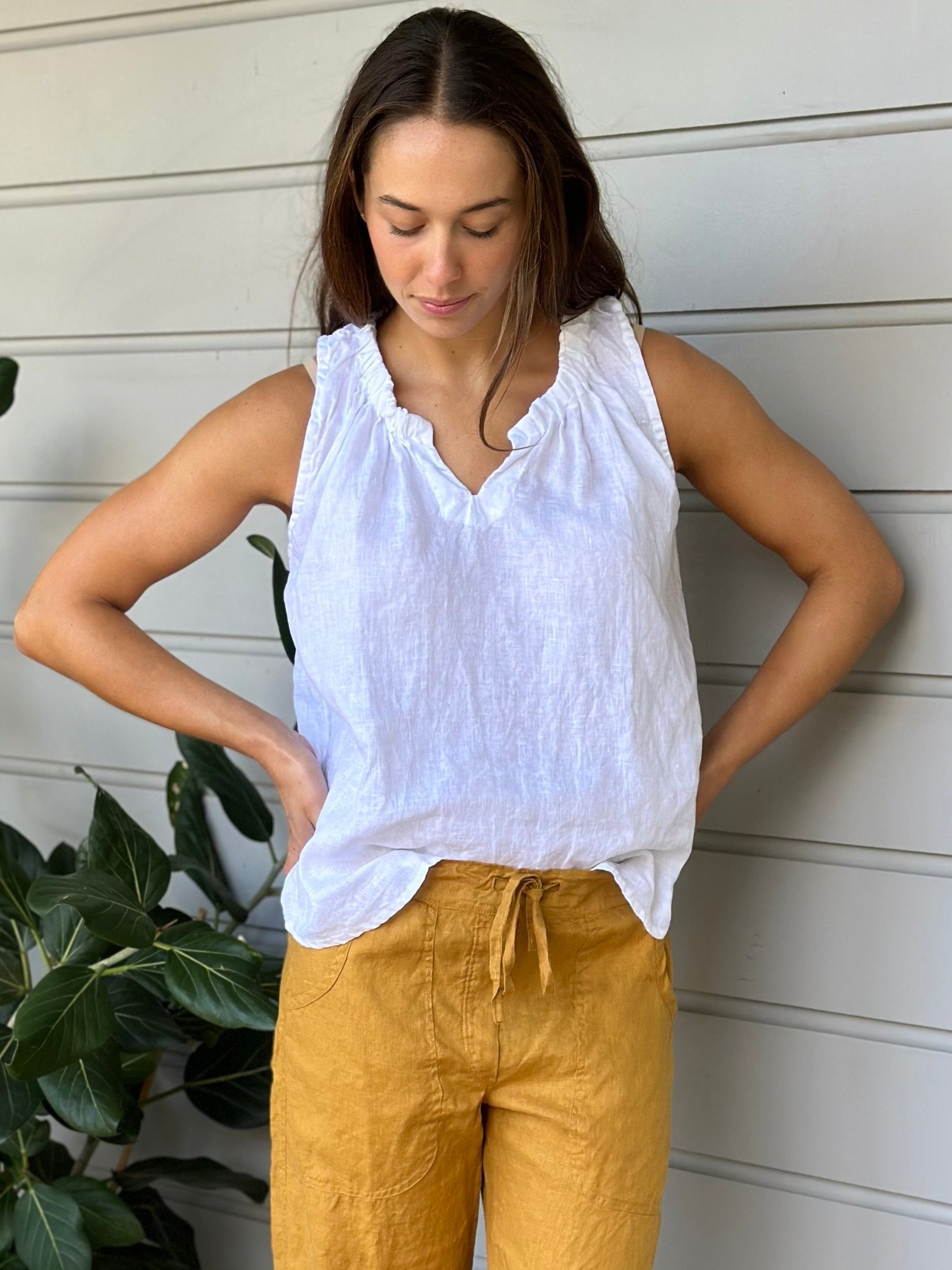 lucy top-white linen Apparel  