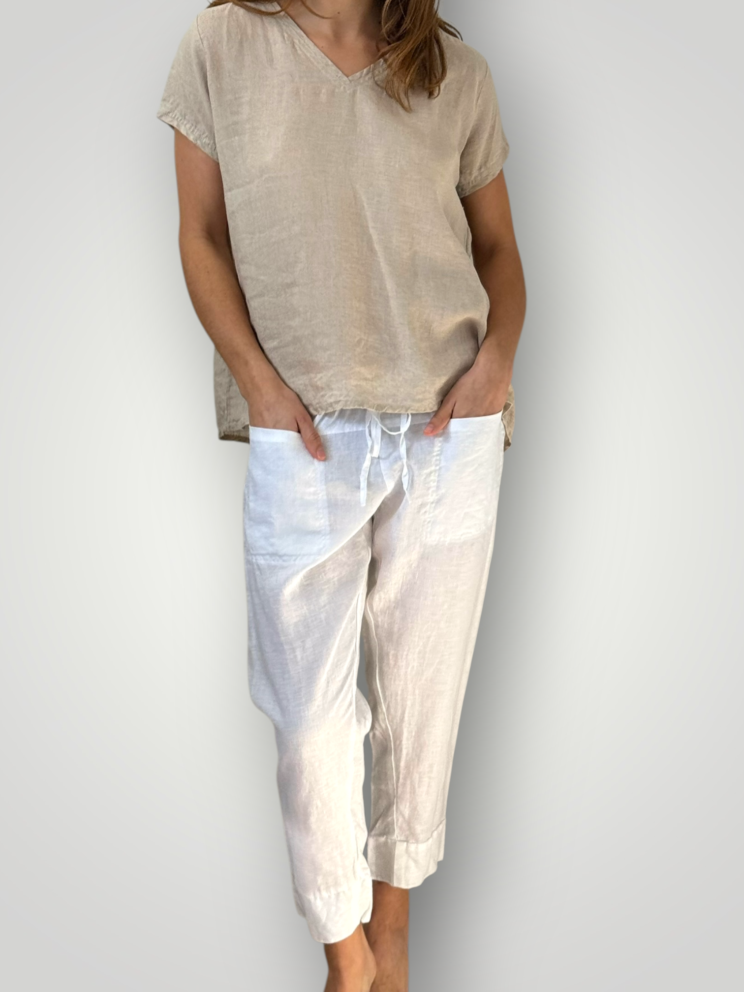 ellie v neck -natural linen Apparel