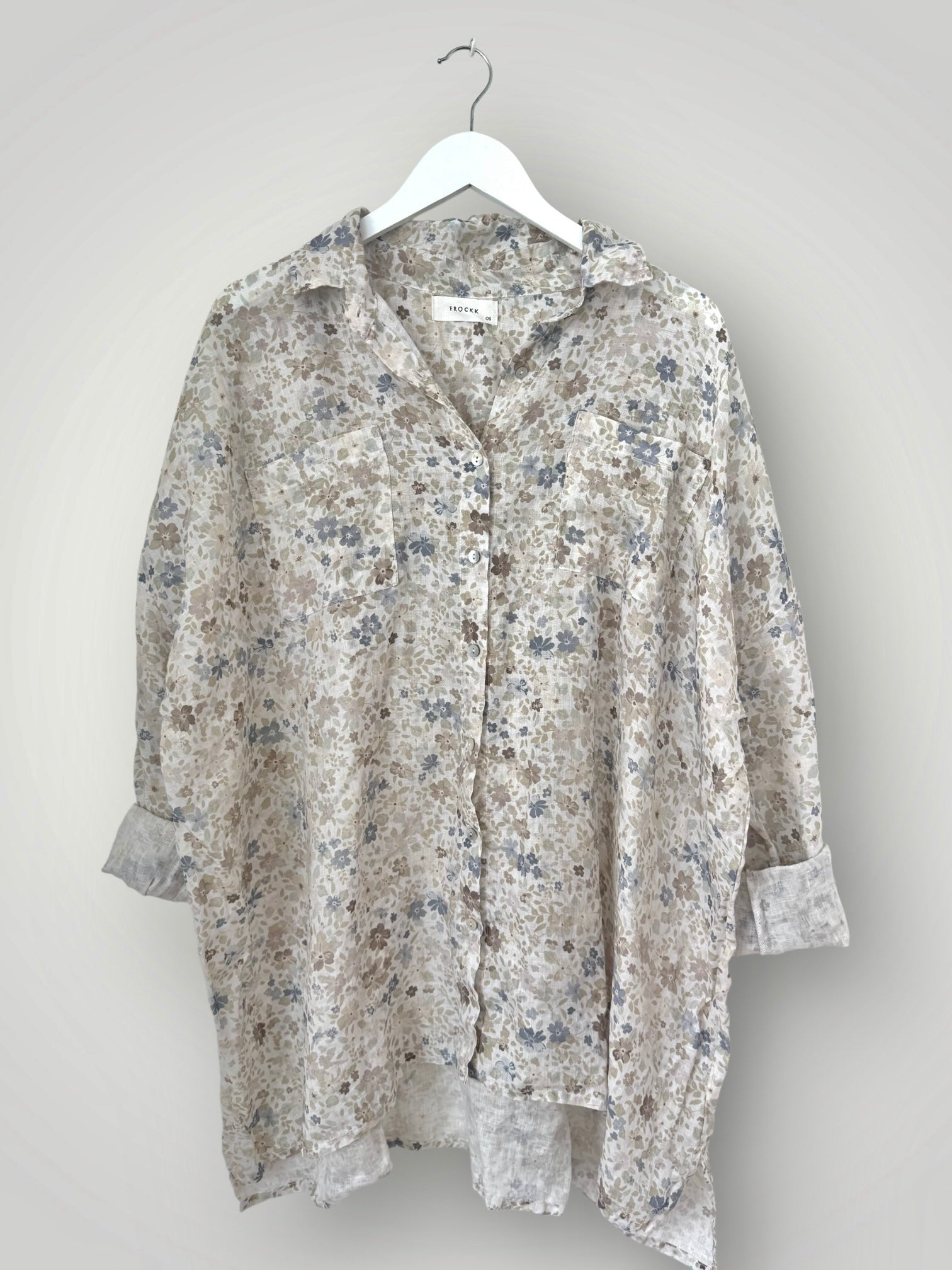 aiden boyfriend shirt -flower patch linen Apparel