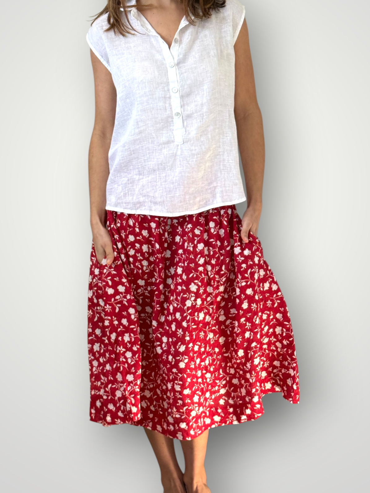 lola skirt - red floral linen Apparel