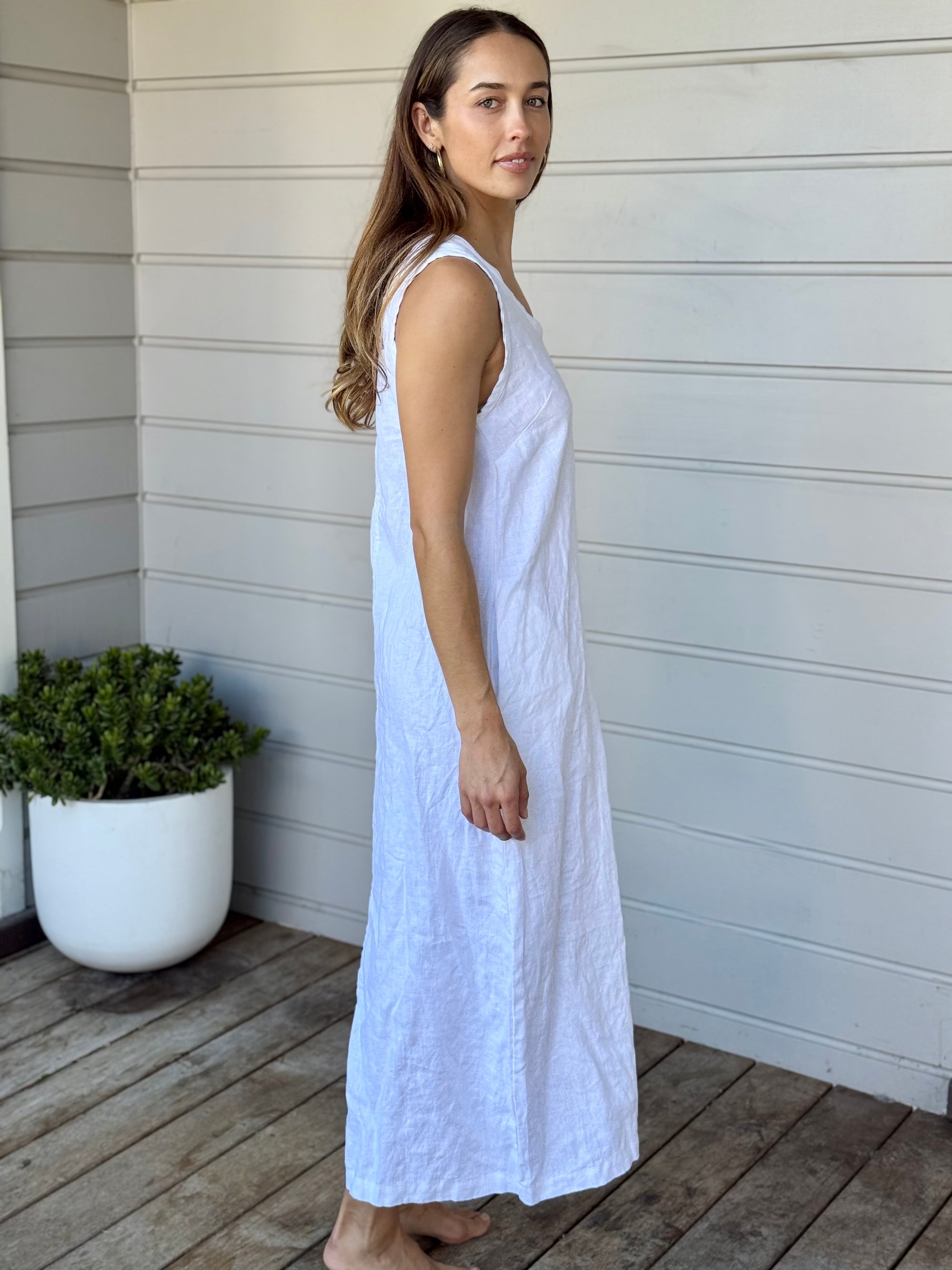 imogen dress-white linen