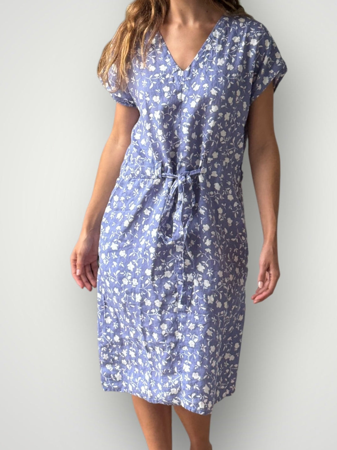 harper mid length dress - cornflower floral linen Apparel