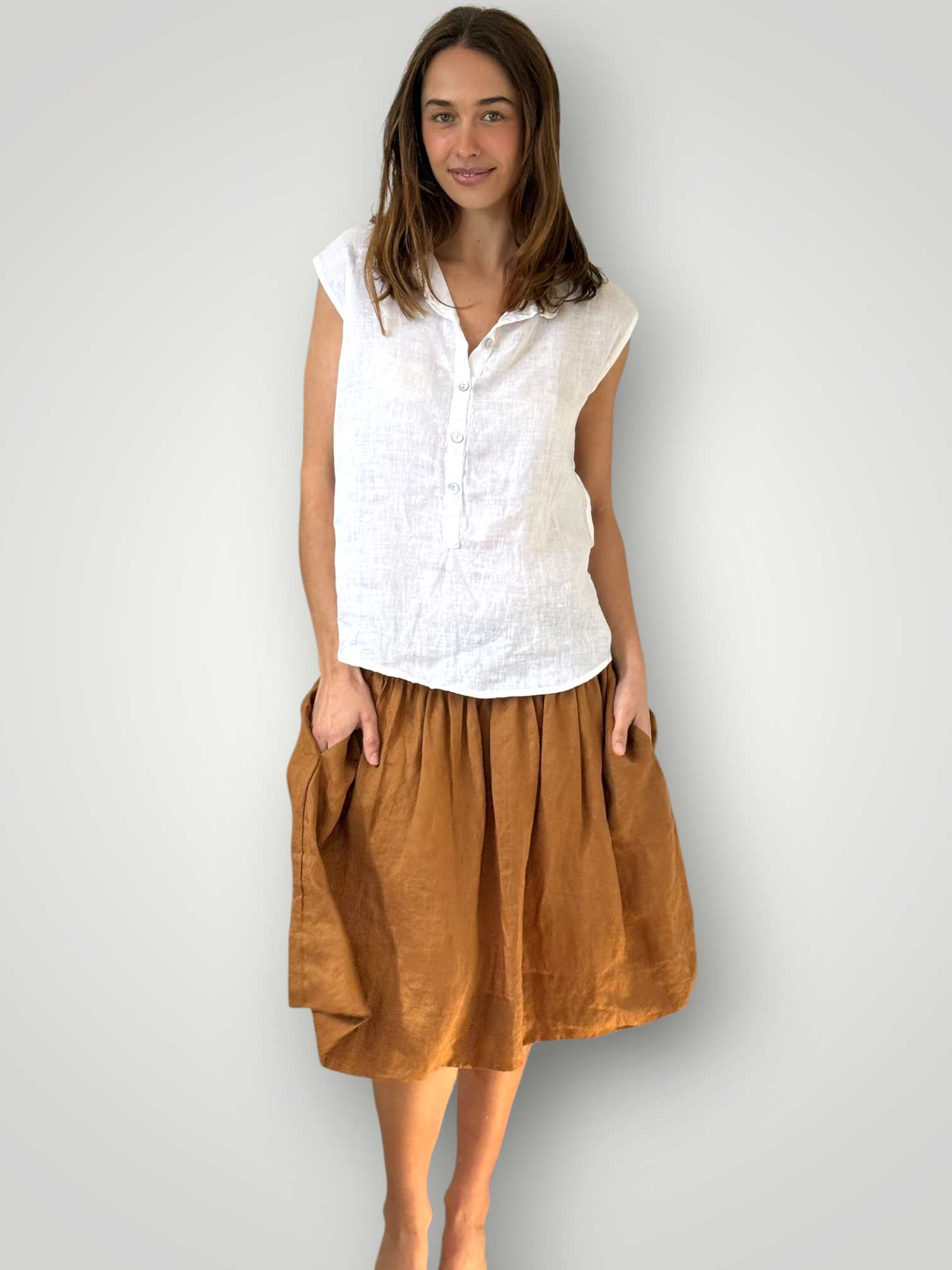 zoe skirt - caramel linen Apparel