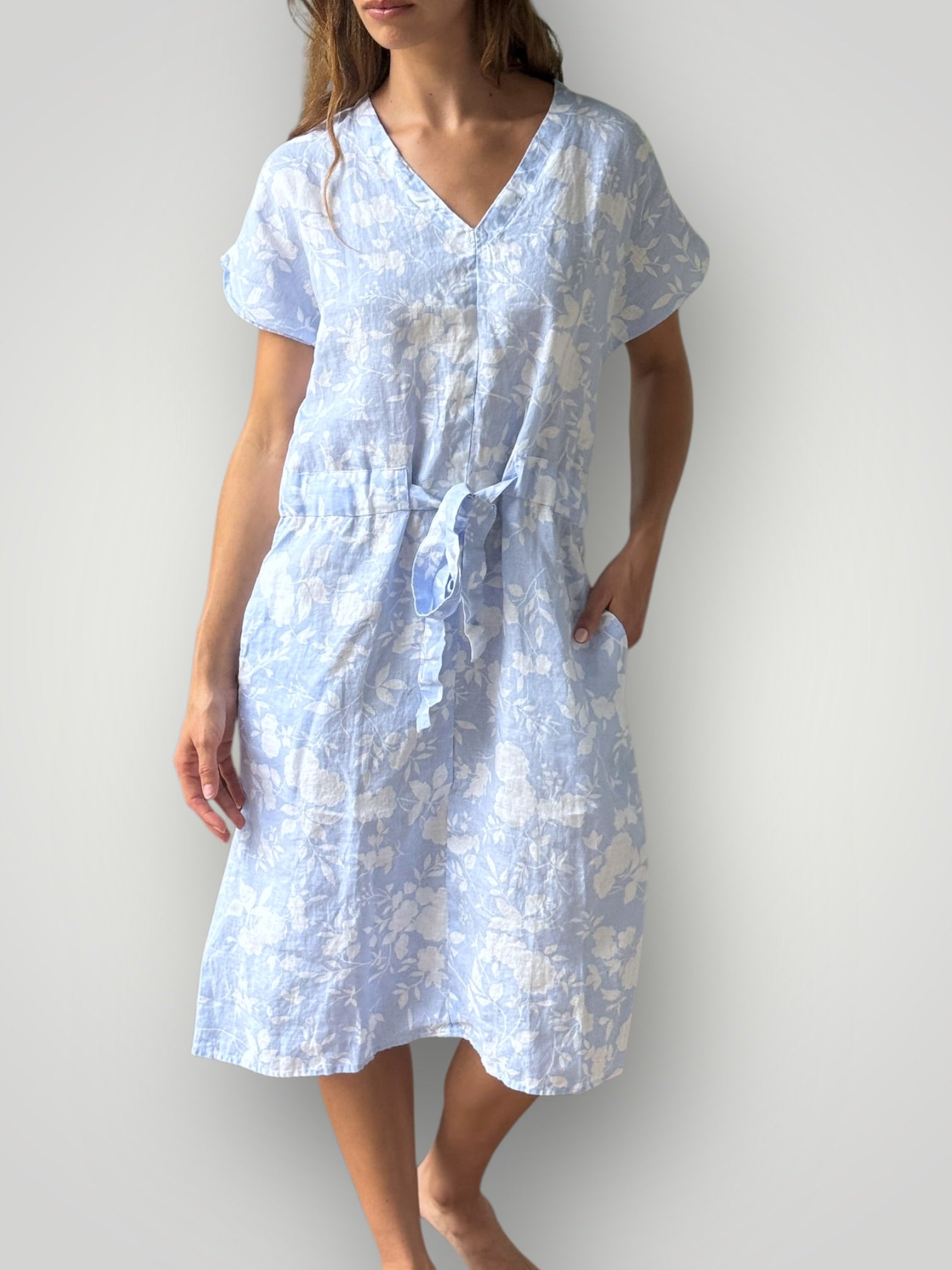 harper dress -soft blue flower linen Apparel