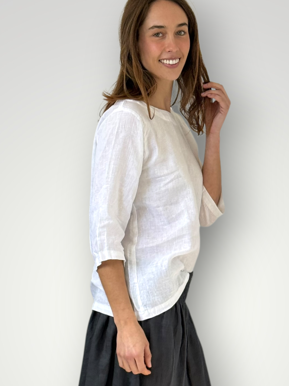 april top-white linen Apparel