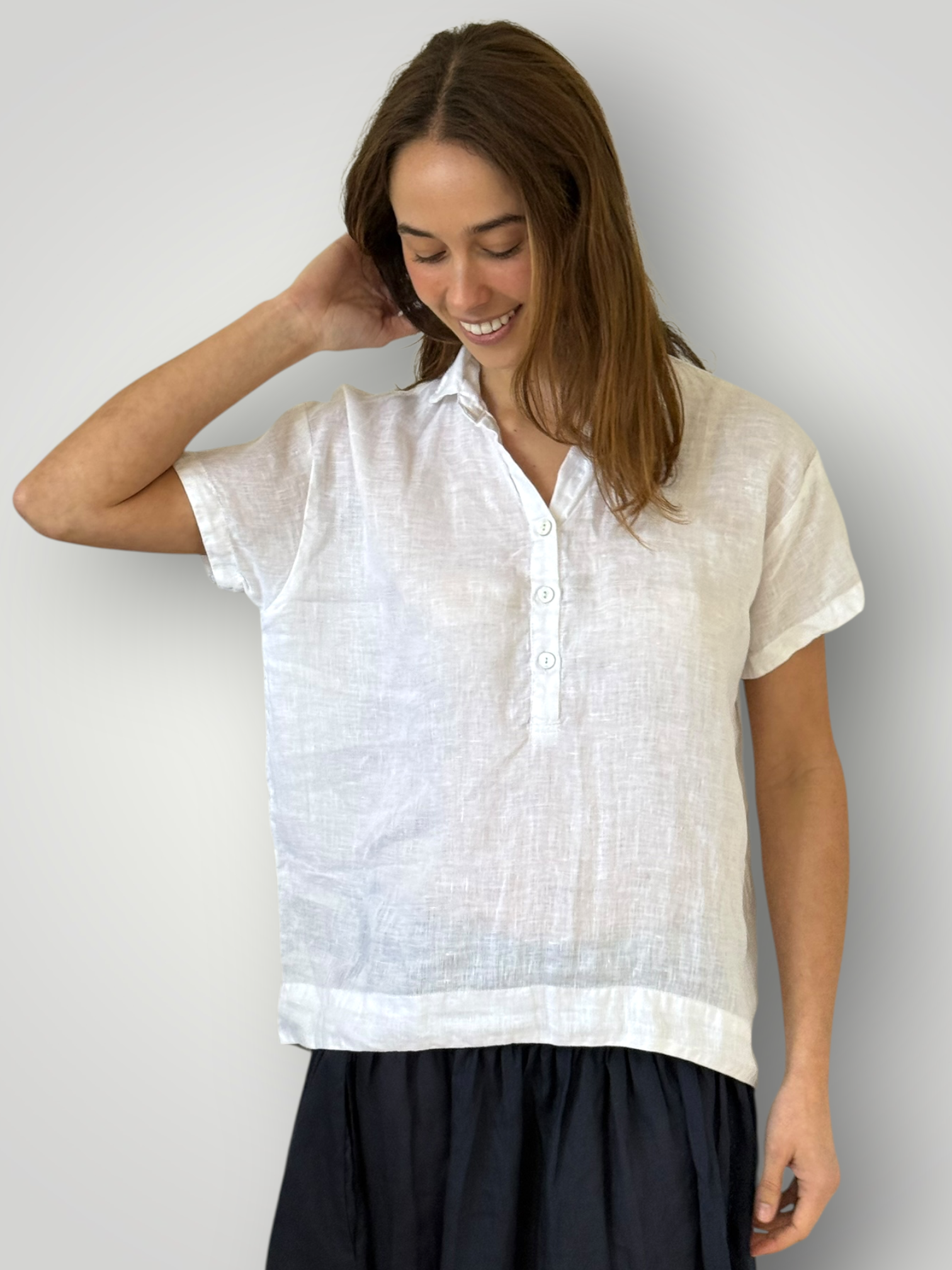 celia top -white linen Apparel