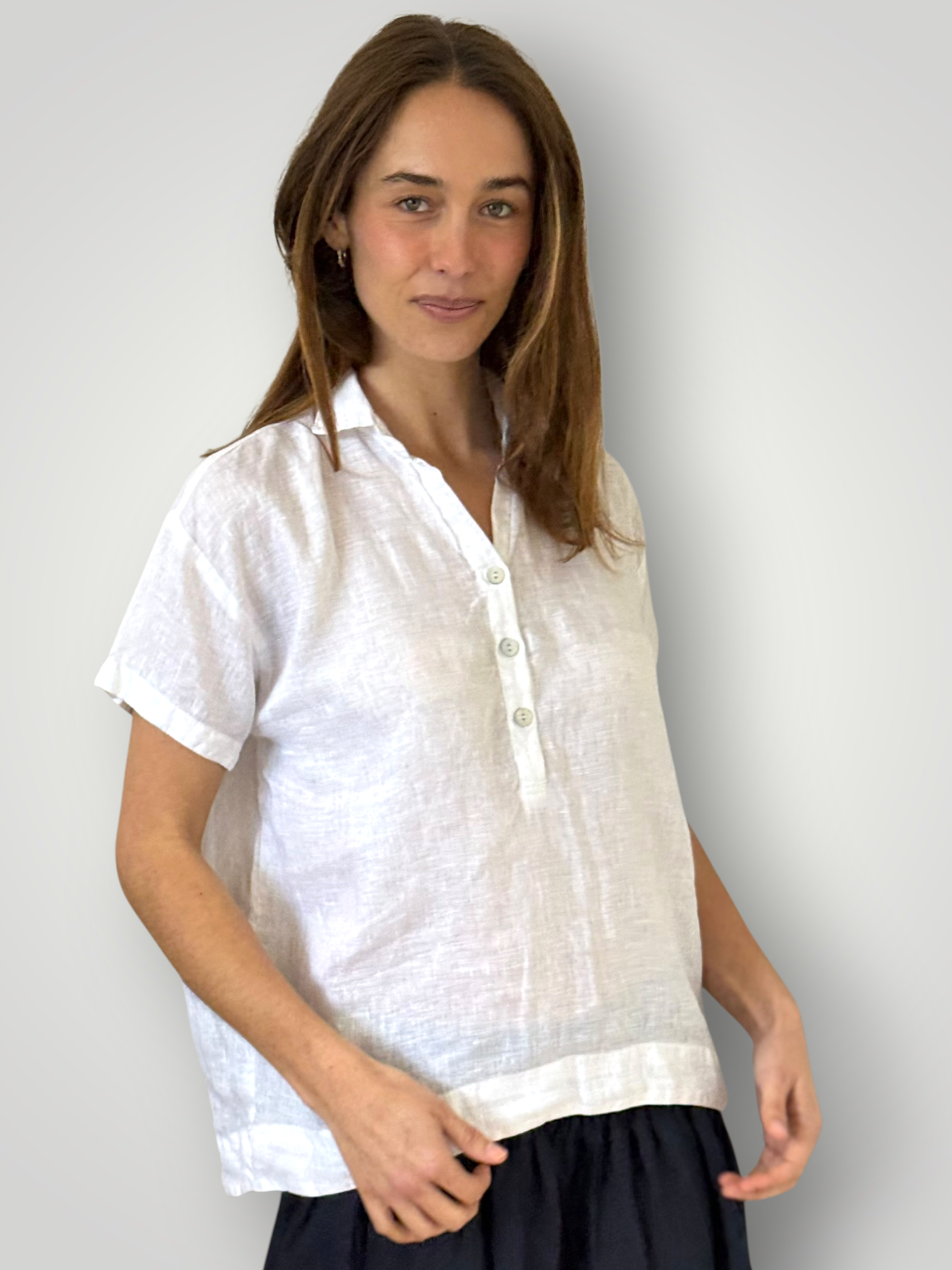 celia top -white linen Apparel