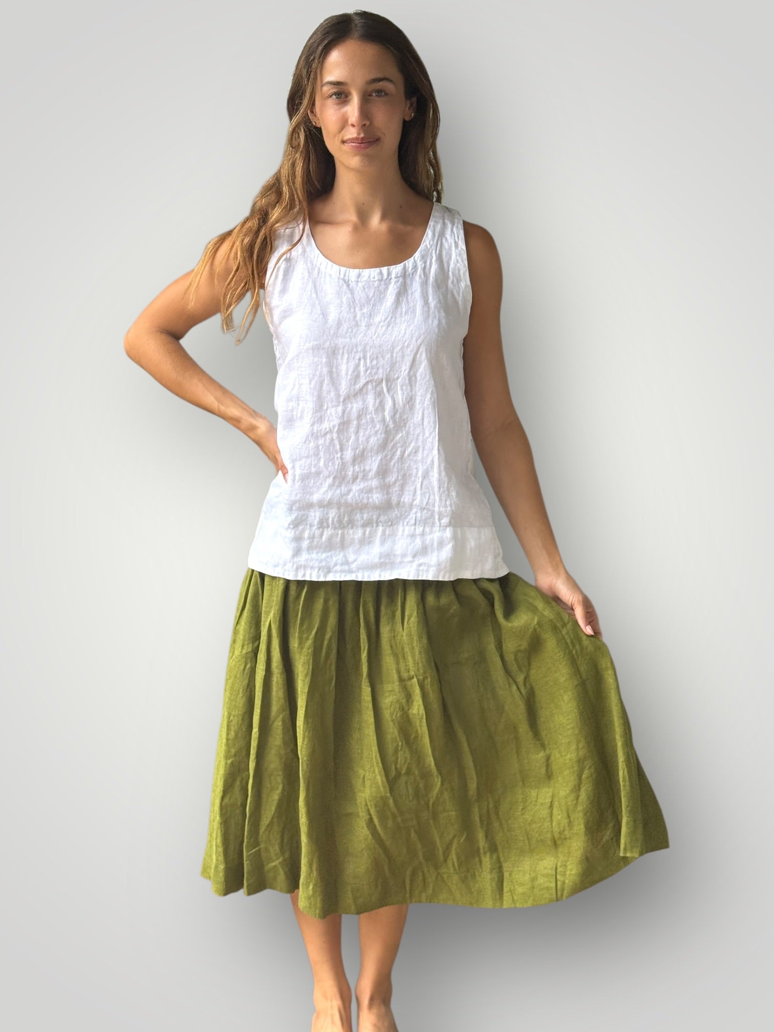 lola skirt - olive linen Apparel