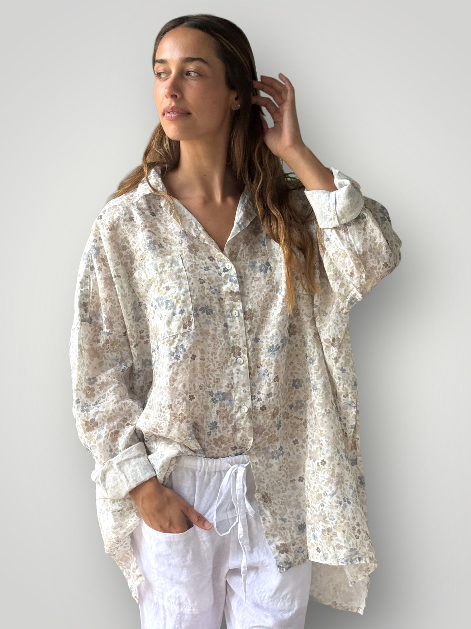 aiden boyfriend shirt -flower patch linen
