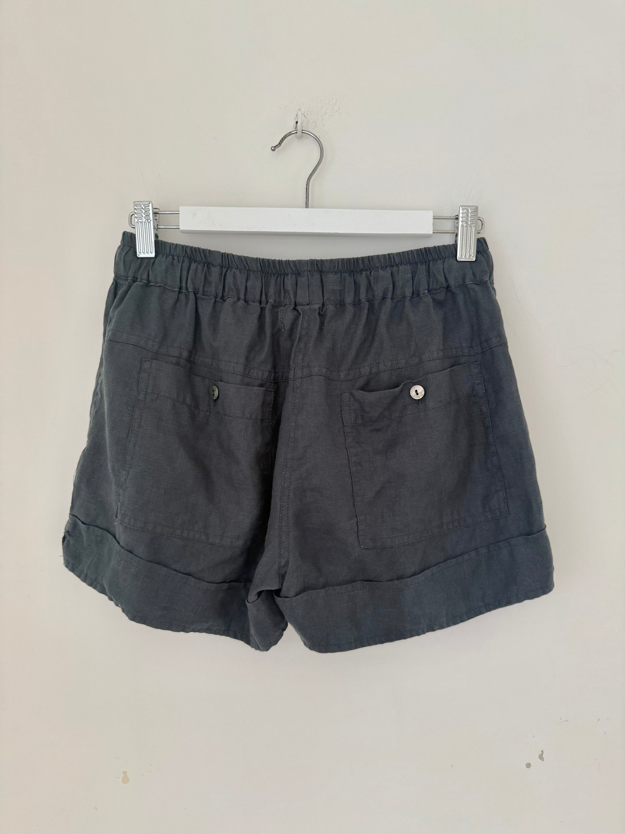 piper short - charcoal linen