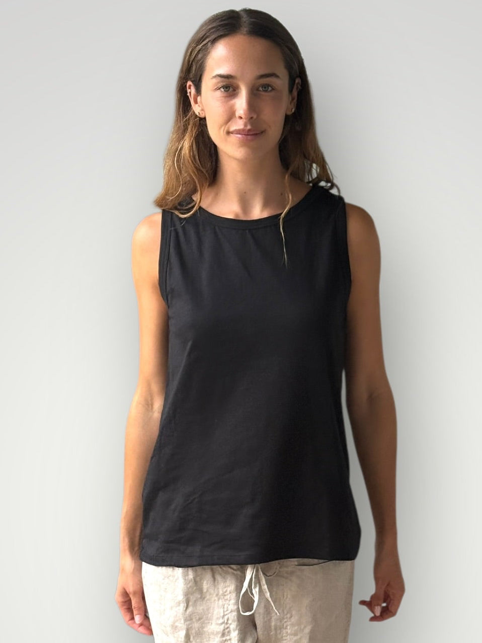 vera tank - black cotton Apparel