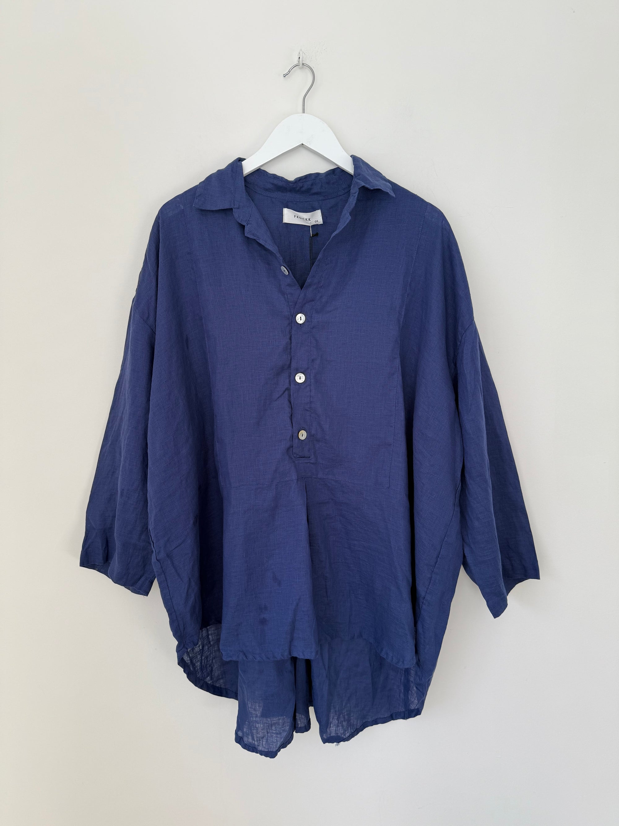 megan shirt - blue dusk linen Apparel