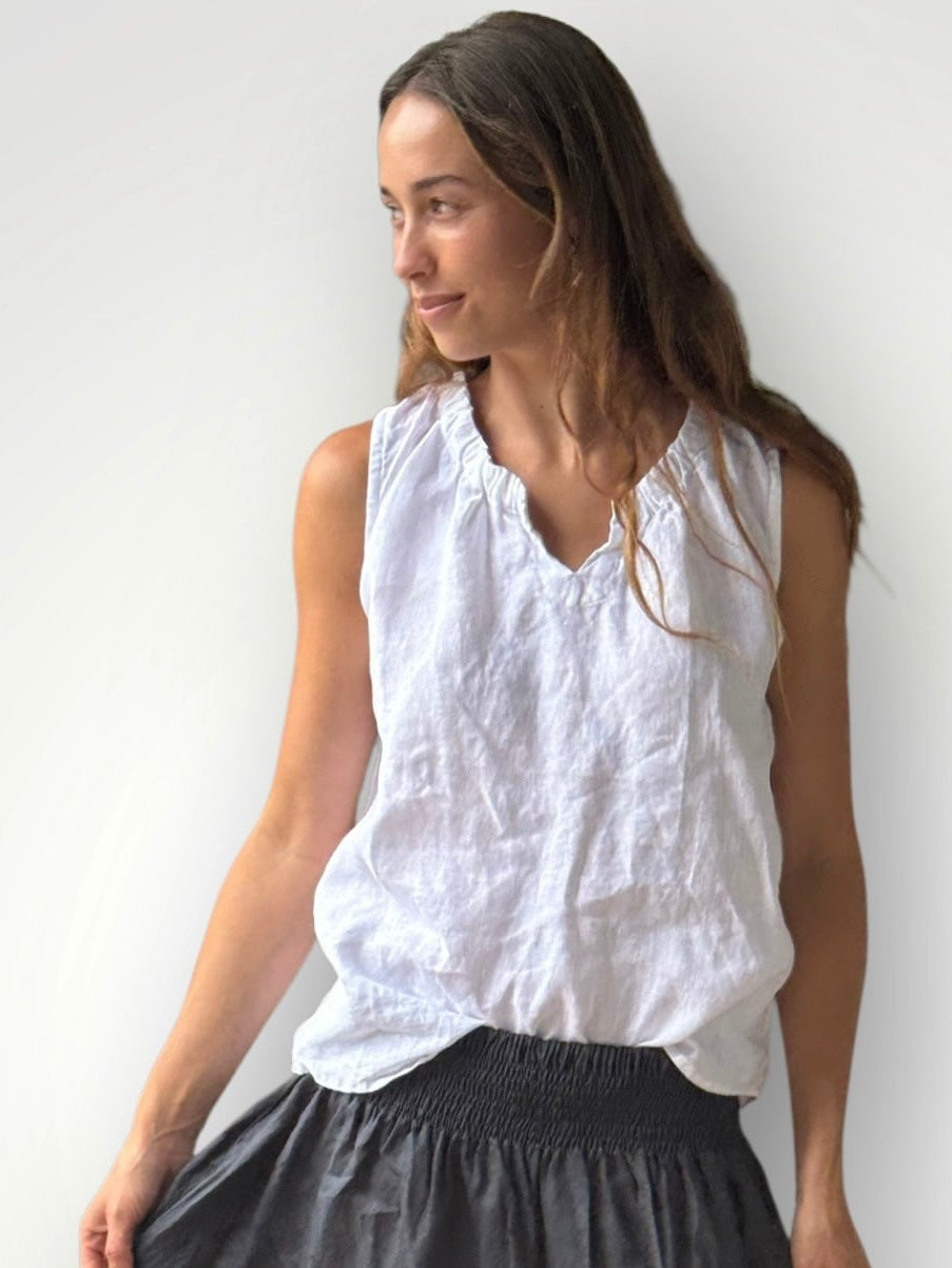 lucy top-white linen Apparel