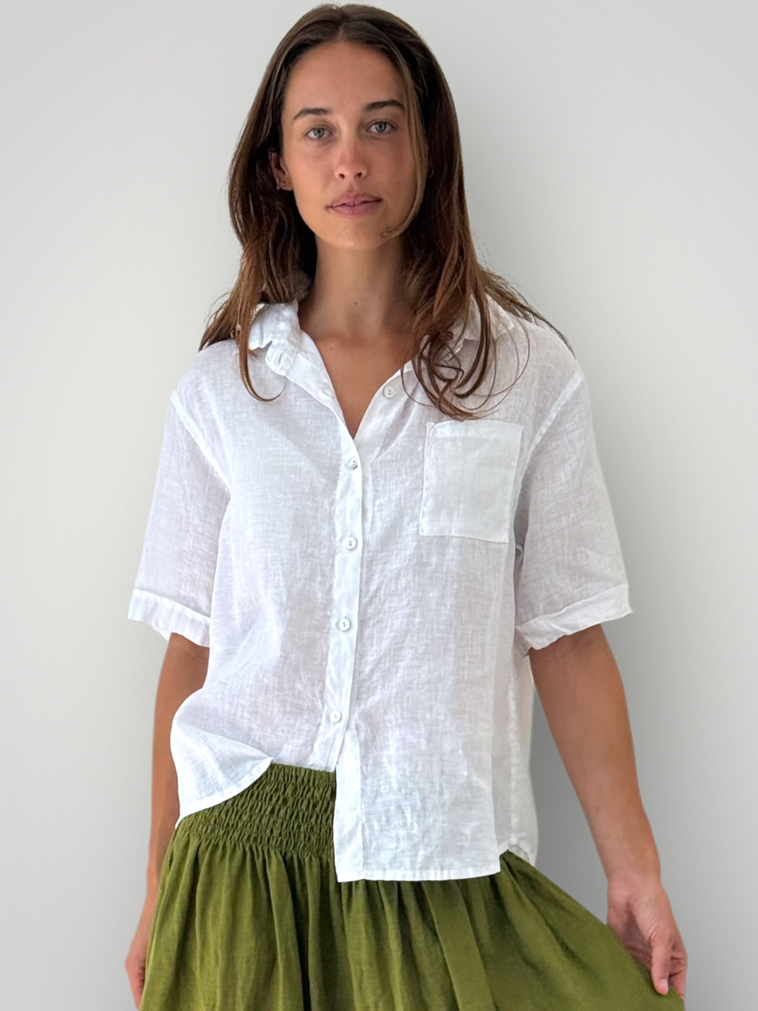 erin shirt-white linen Apparel