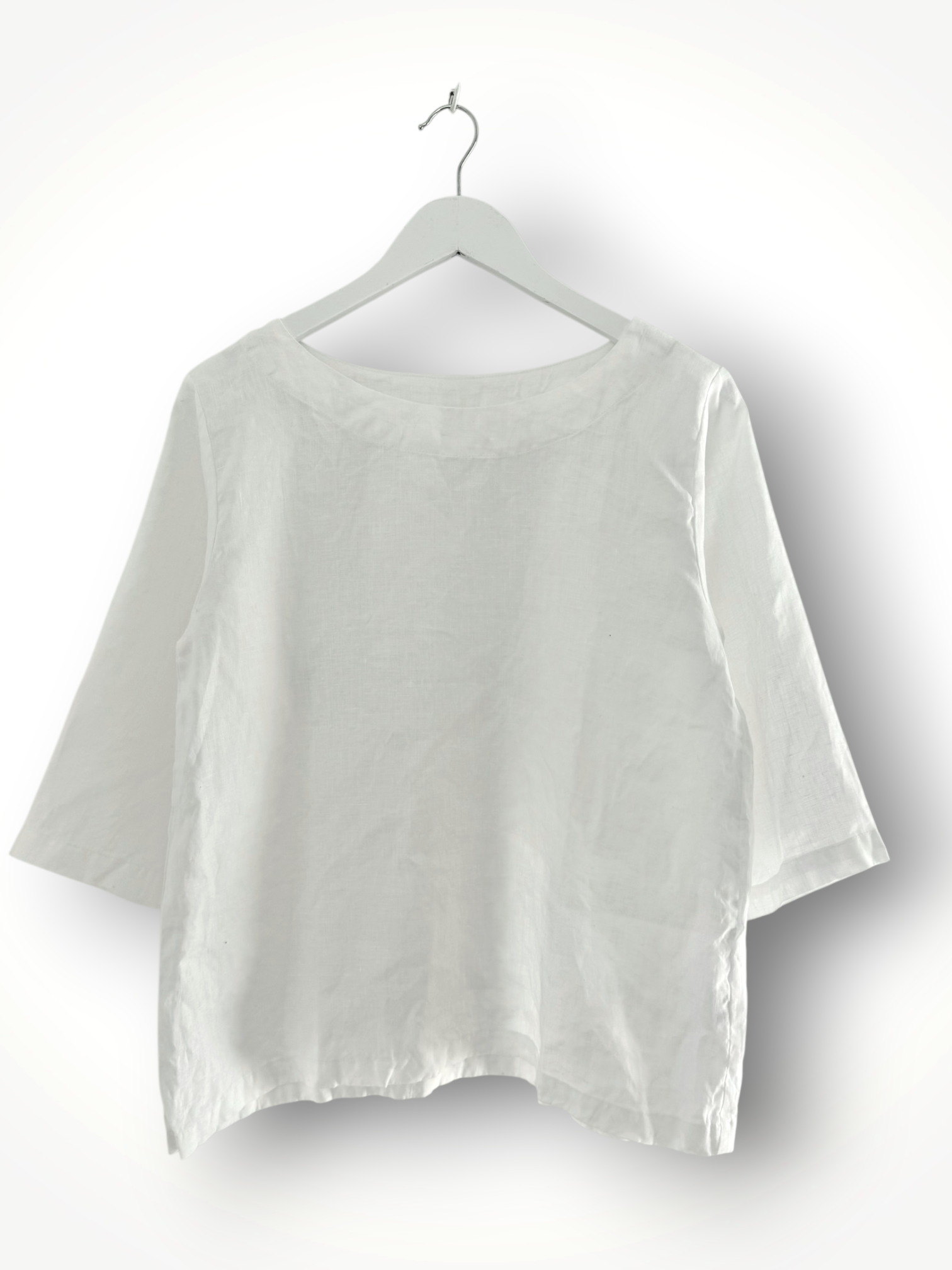 april top-white linen Apparel