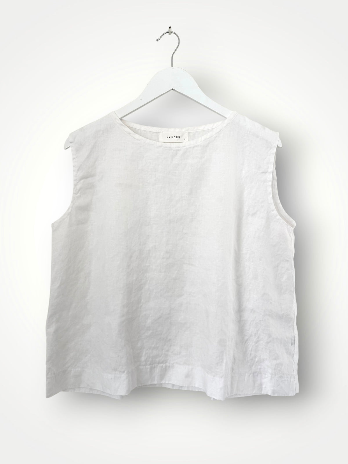 eva top - white linen Apparel
