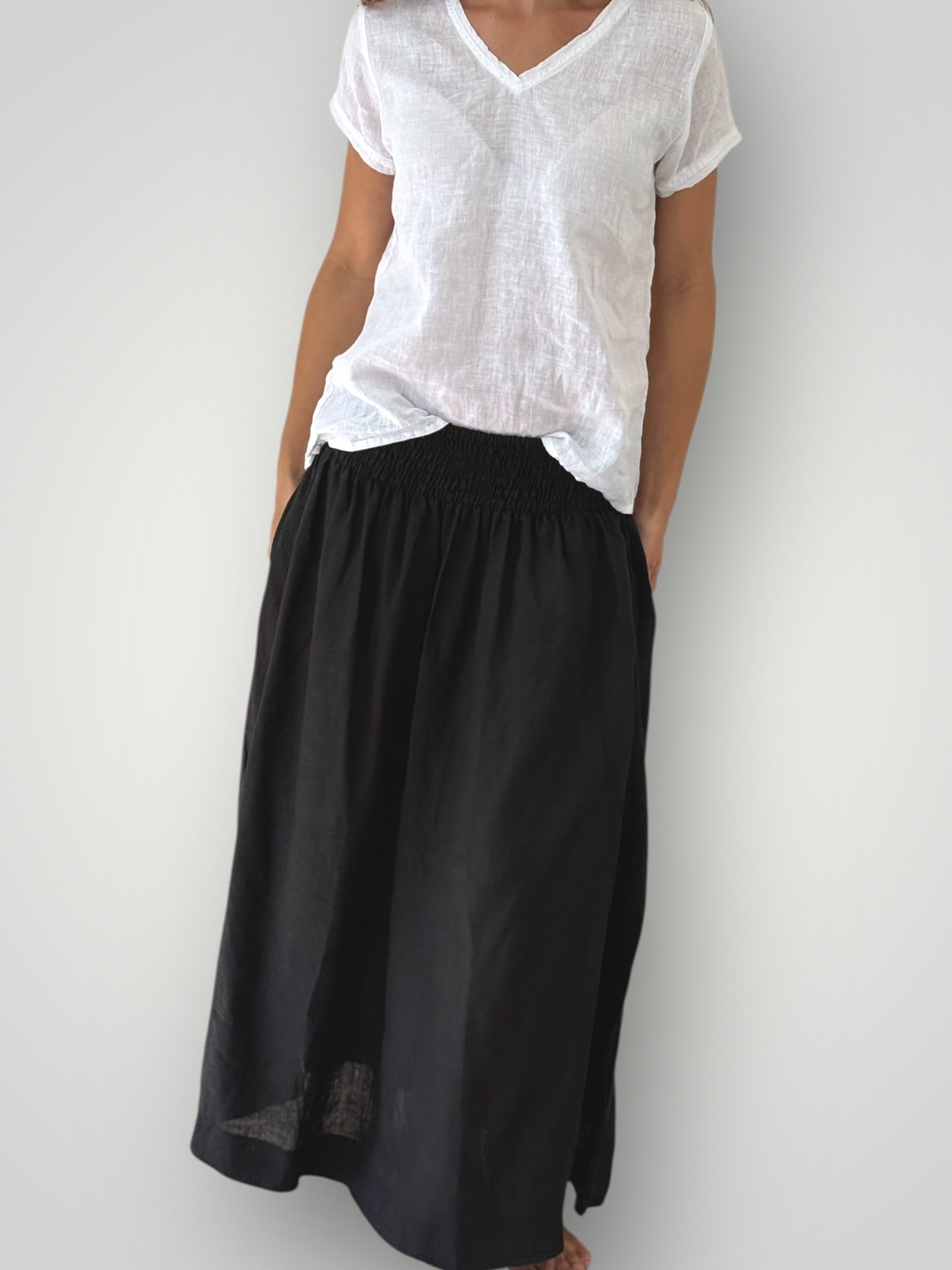lulu skirt - black linen Apparel