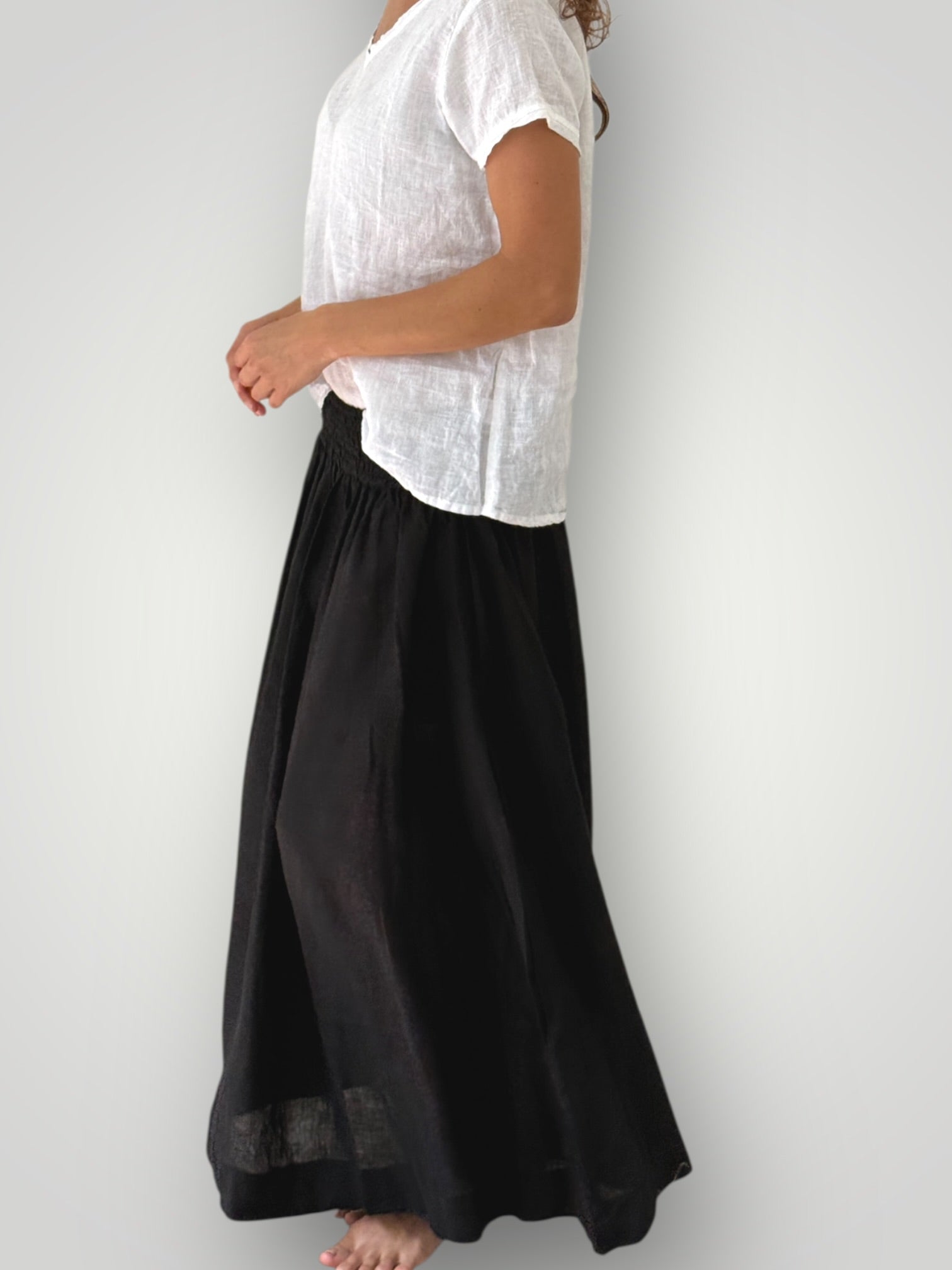 lulu skirt - black linen Apparel