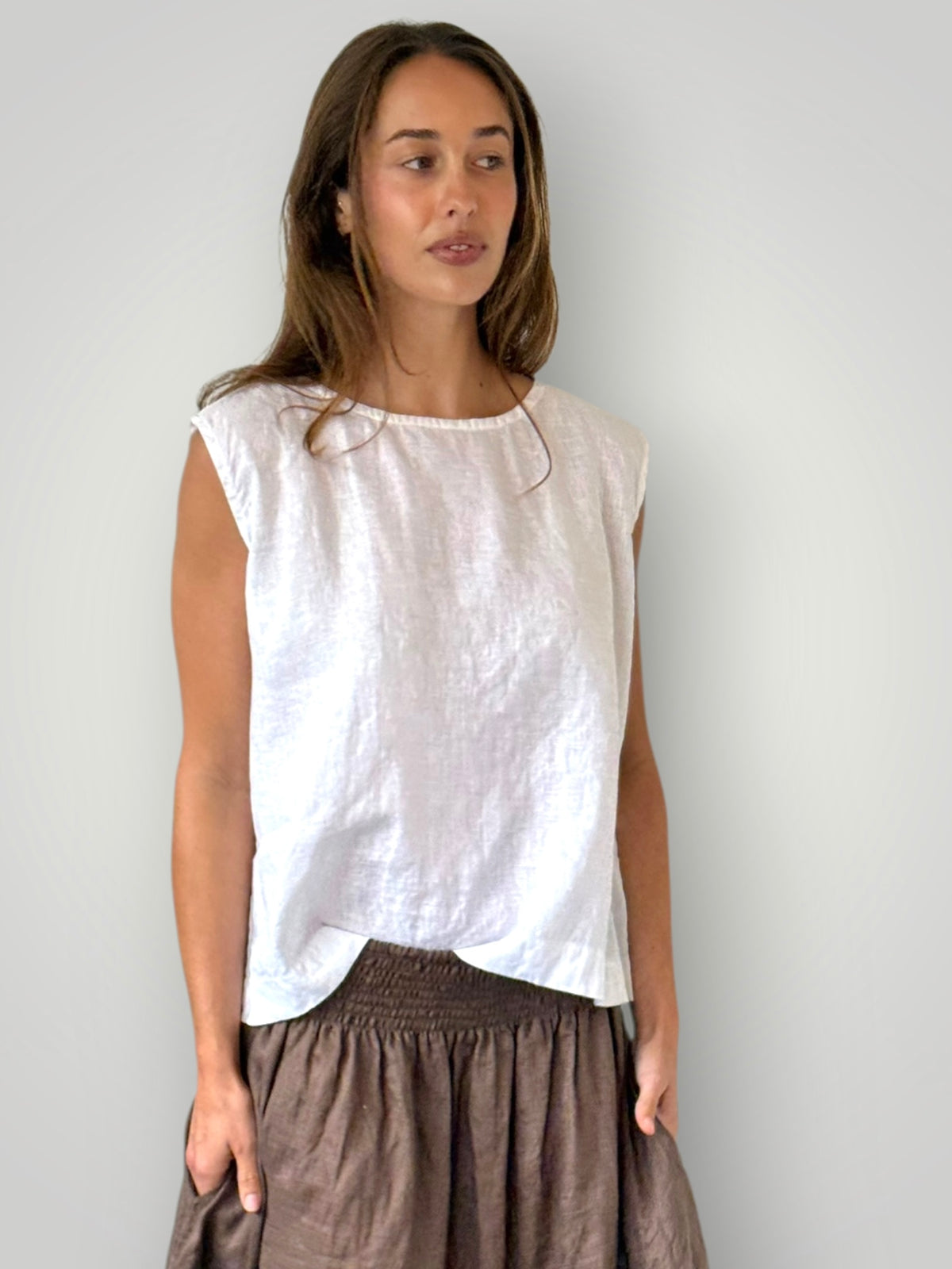 eva top - white linen Apparel