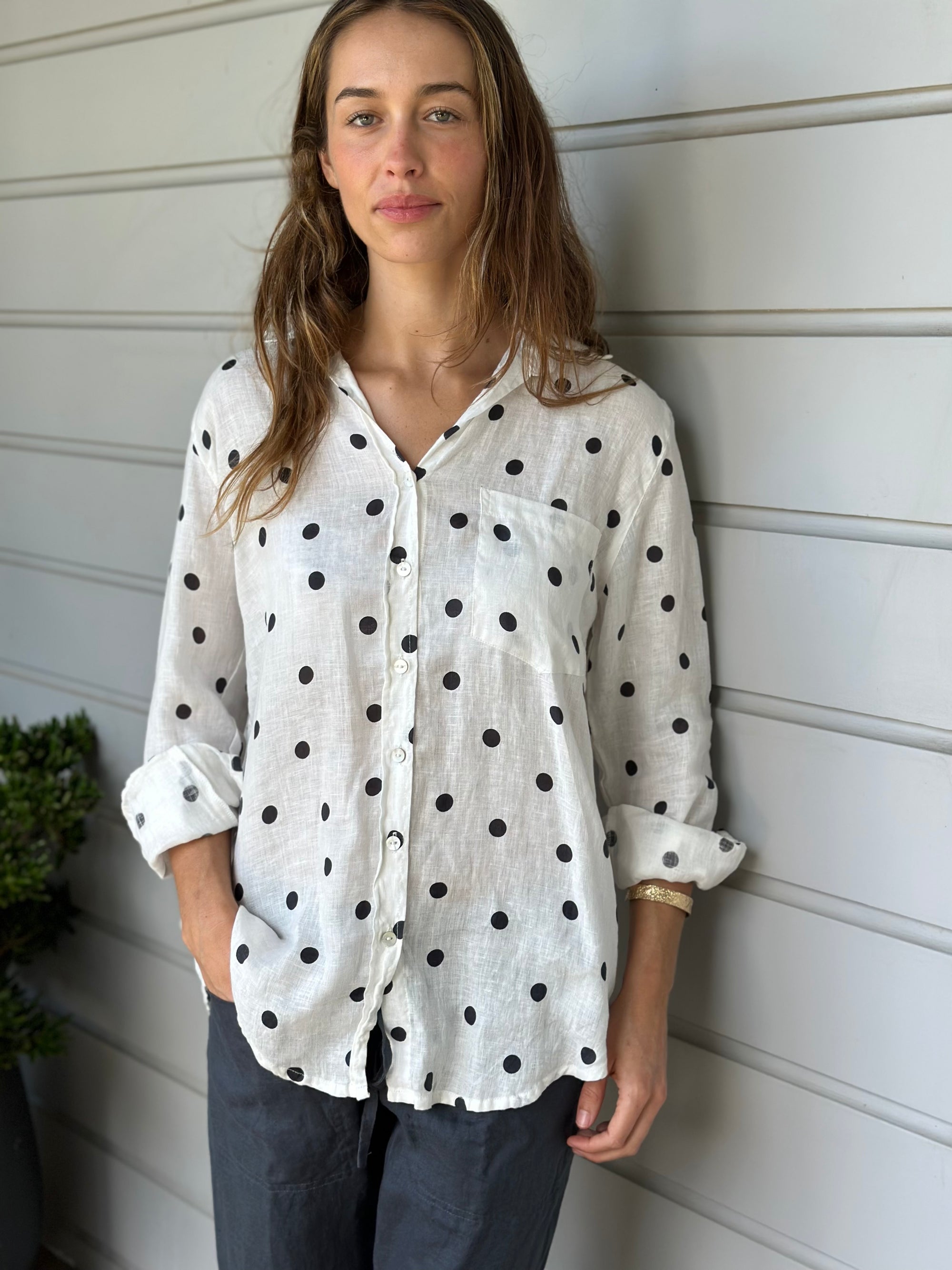 erika shirt - charcoal spot linen Apparel