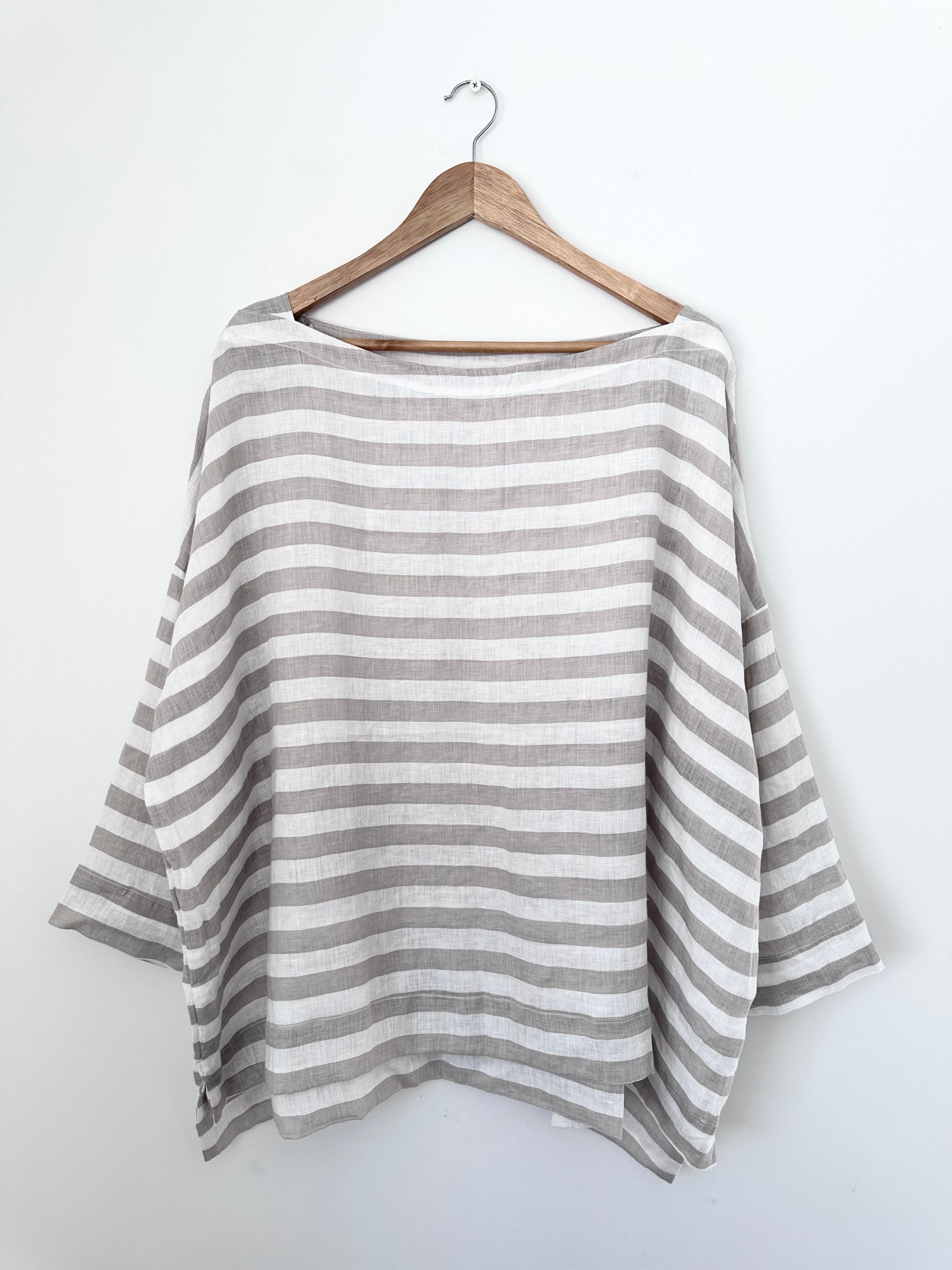 avril top- natural stripe Apparel