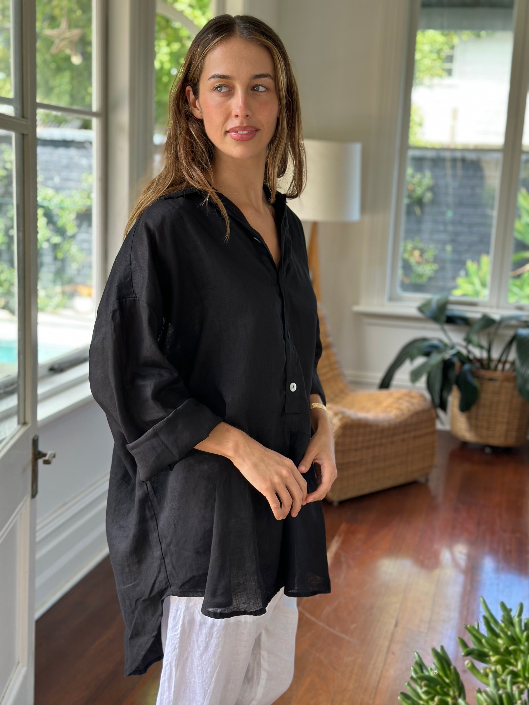 megan shirt - black linen Apparel