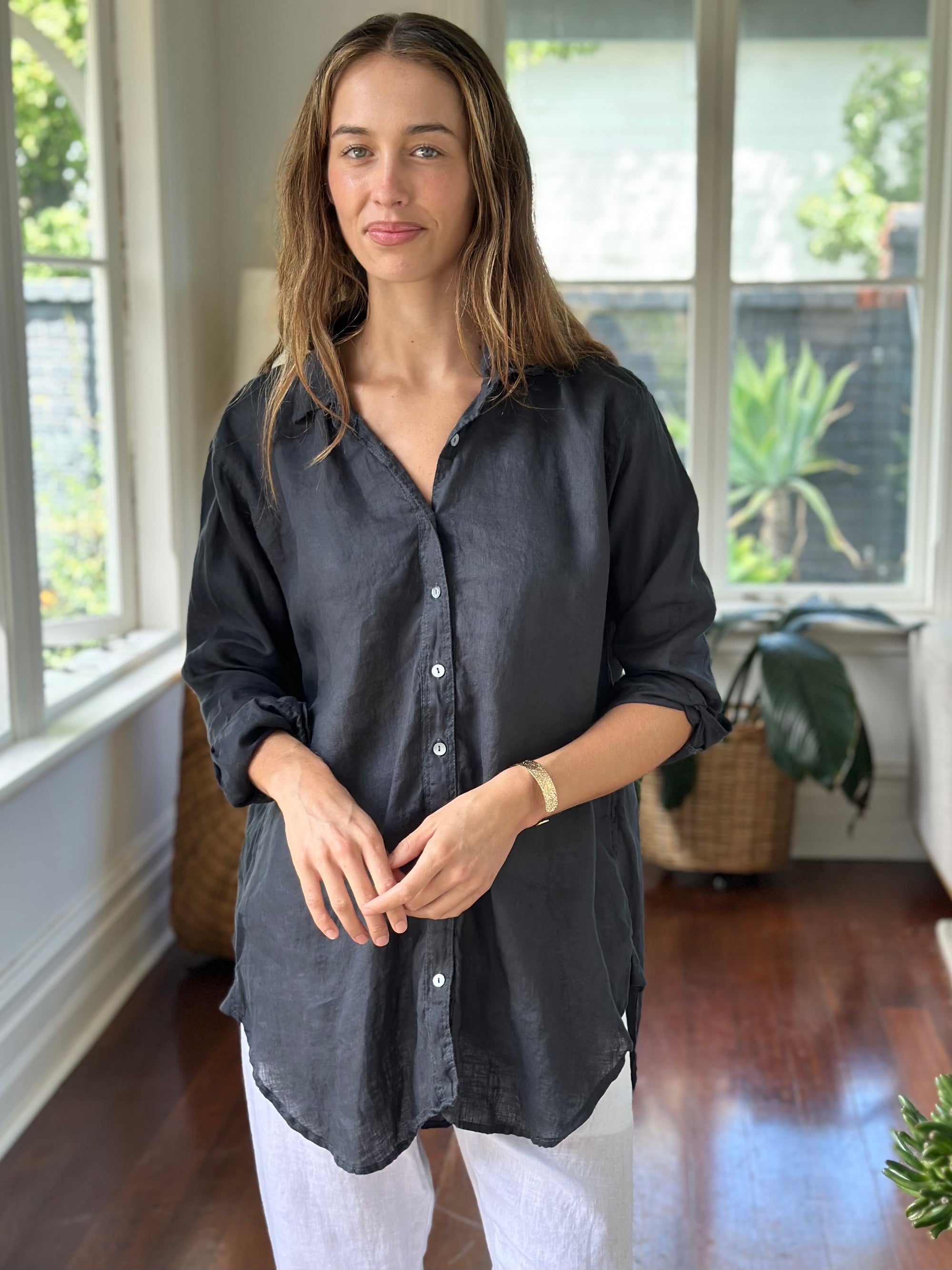 skyla shirt - charcoal linen Apparel
