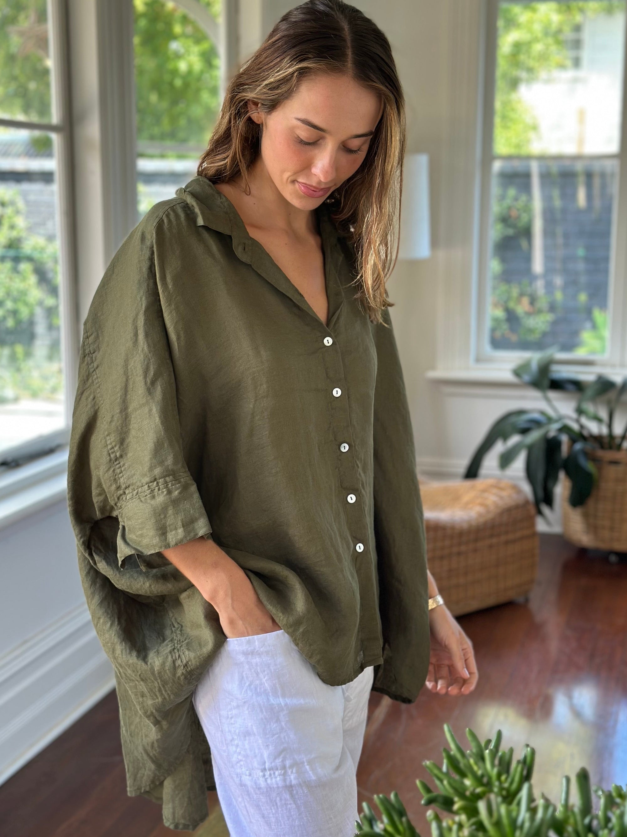 issey shirt - army linen Apparel