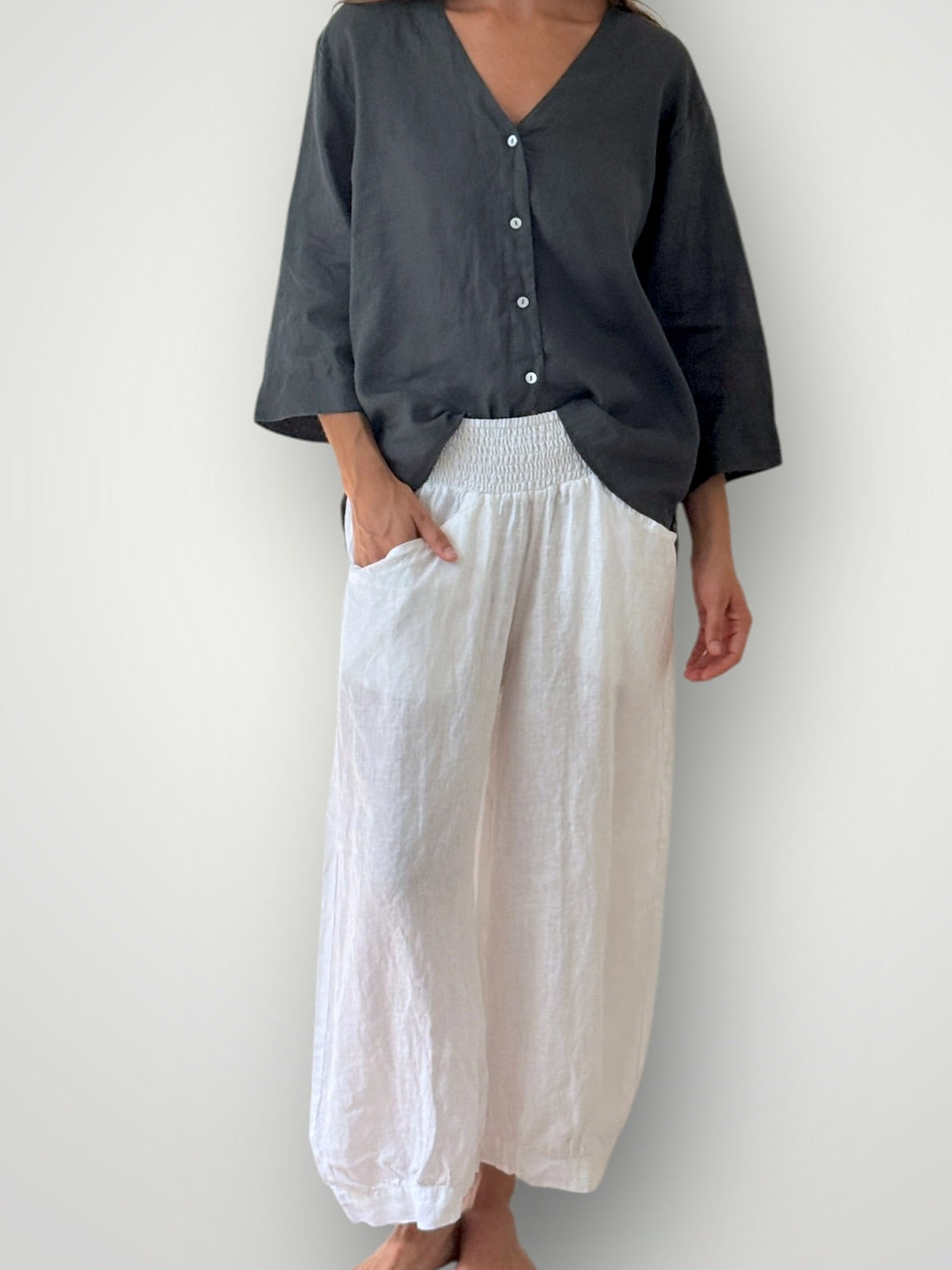 jackie pant-white linen Apparel