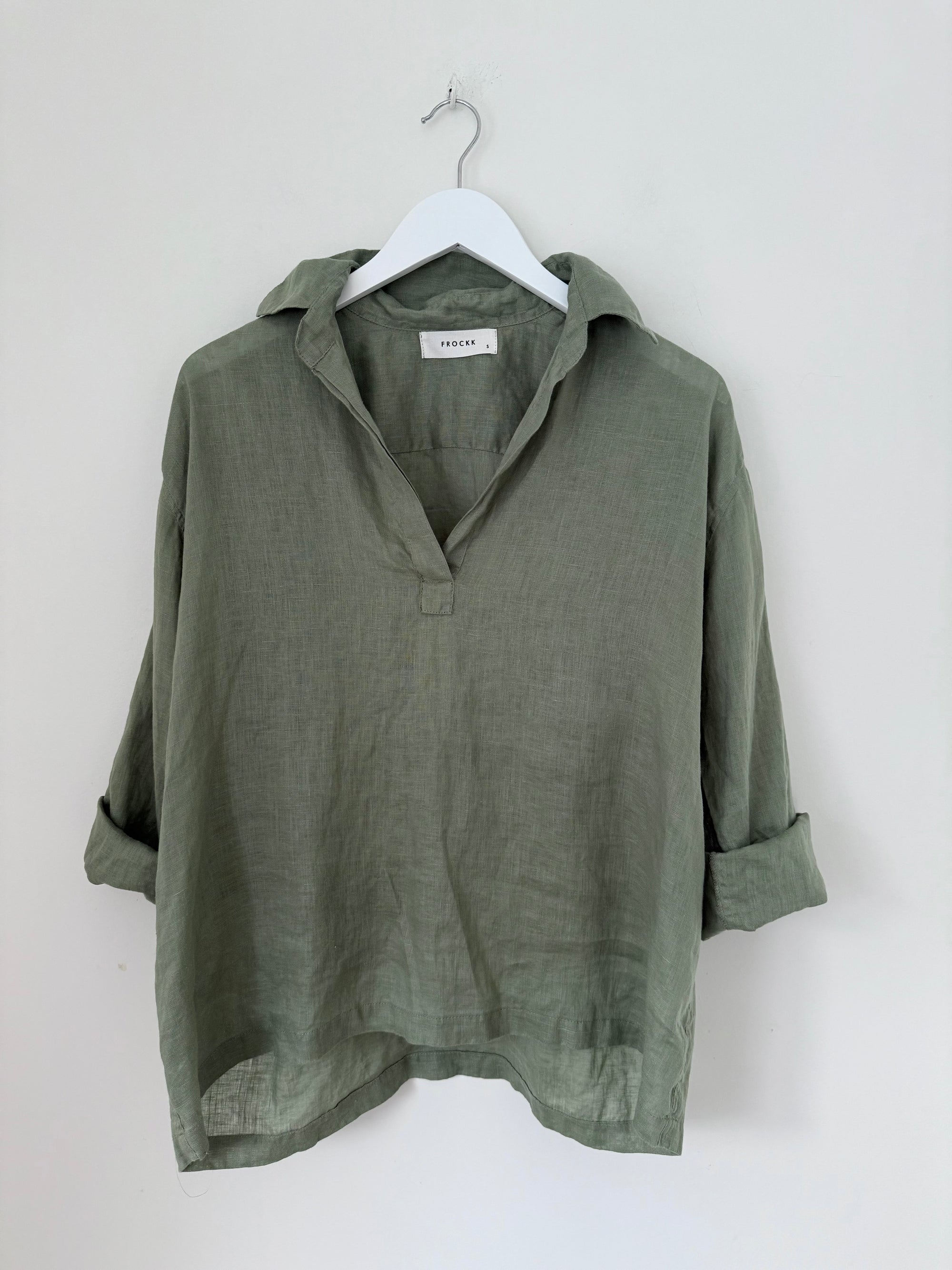 sybil top - sage linen Apparel