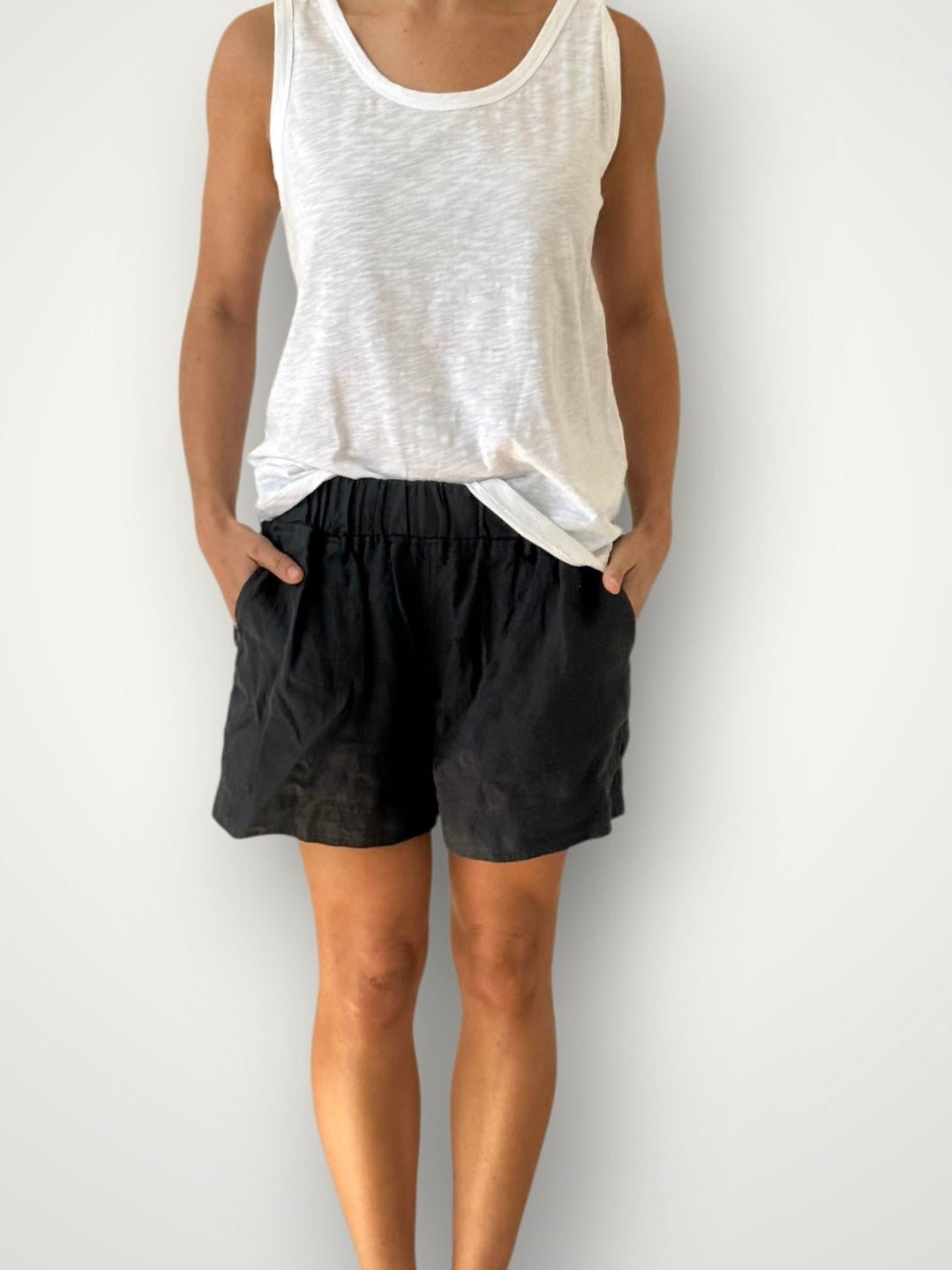abbey short - charcoal linen Apparel