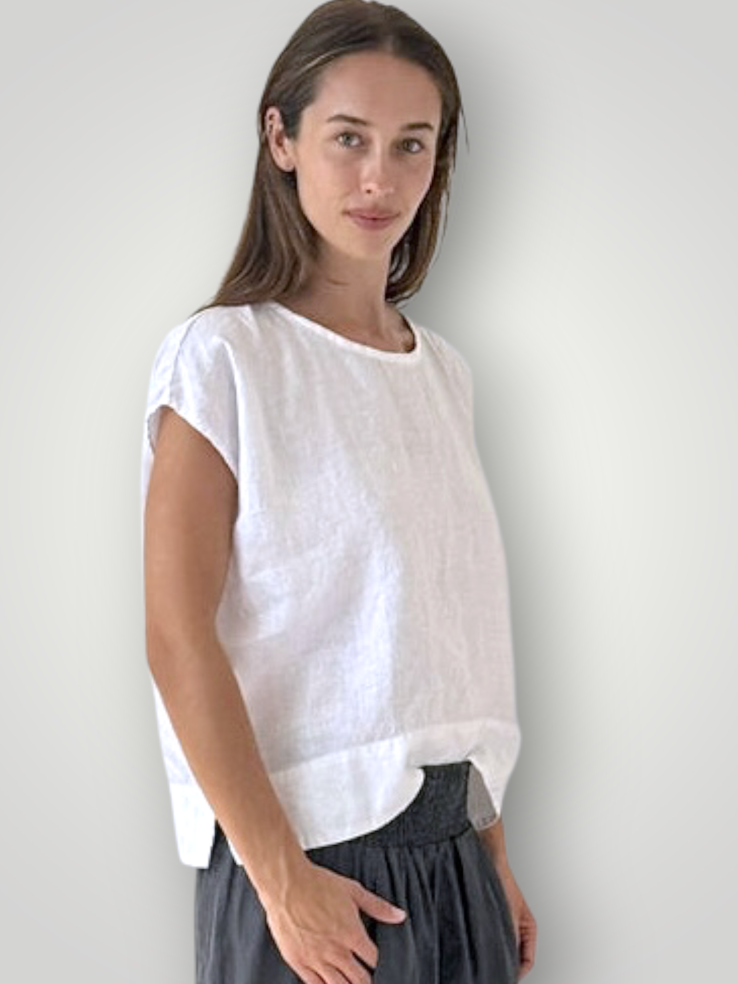 emma top - white linen Apparel