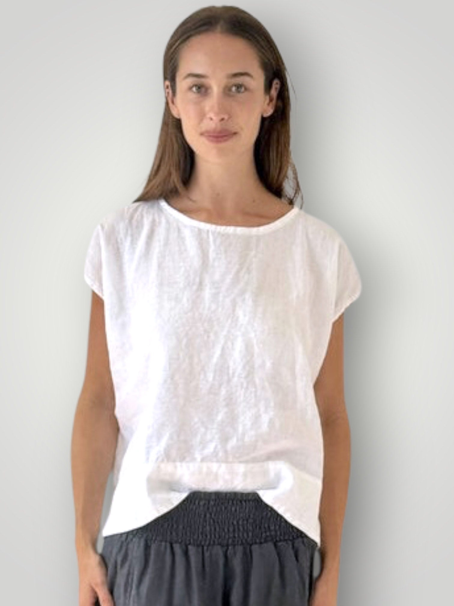 emma top - white linen Apparel