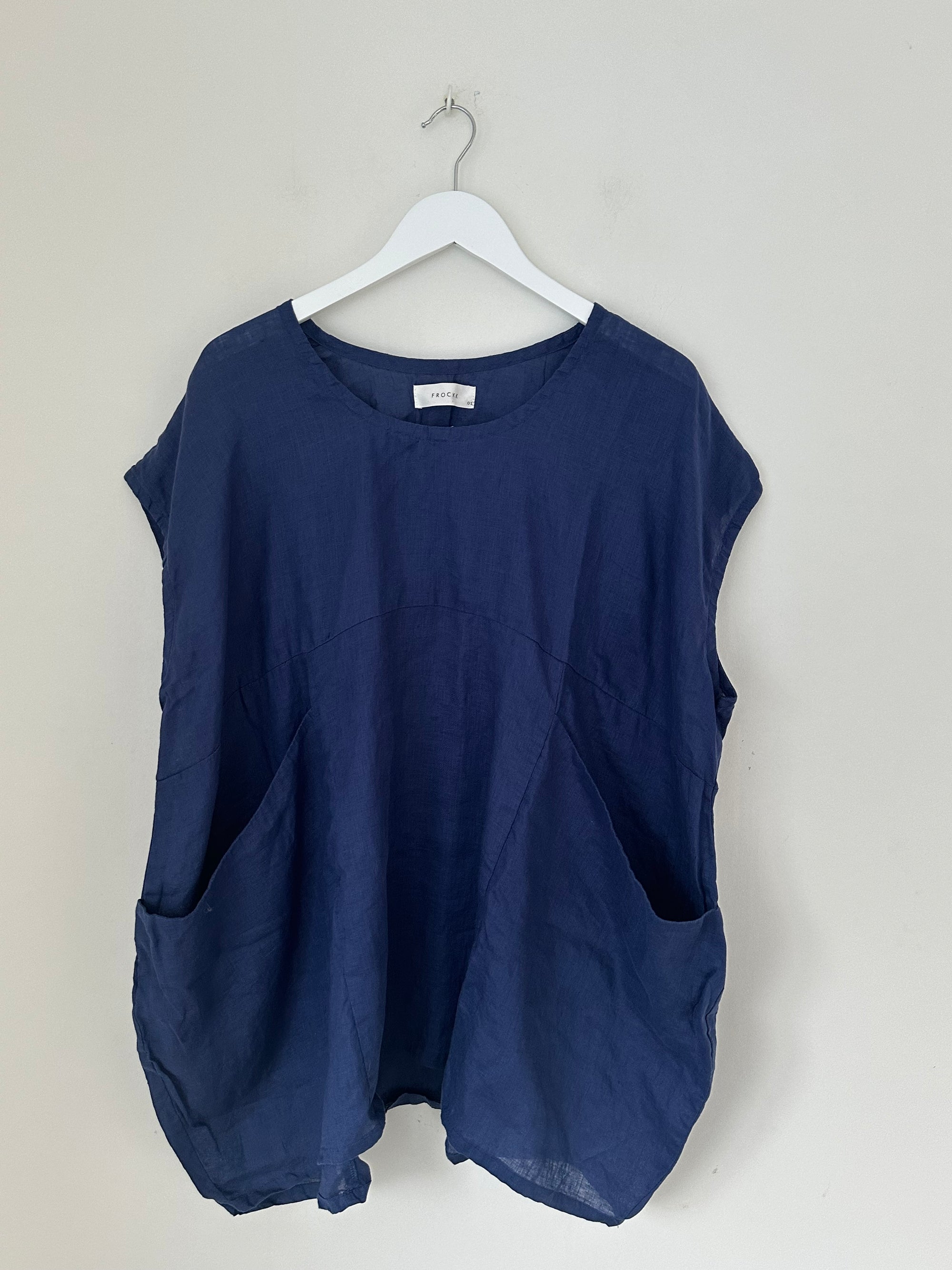 melrose top - blue dusk linen Apparel  