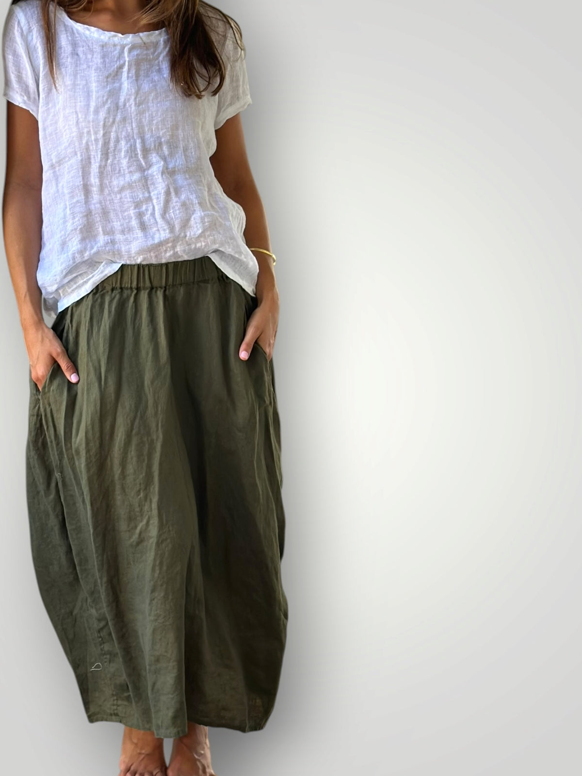lana skirt - army linen Apparel
