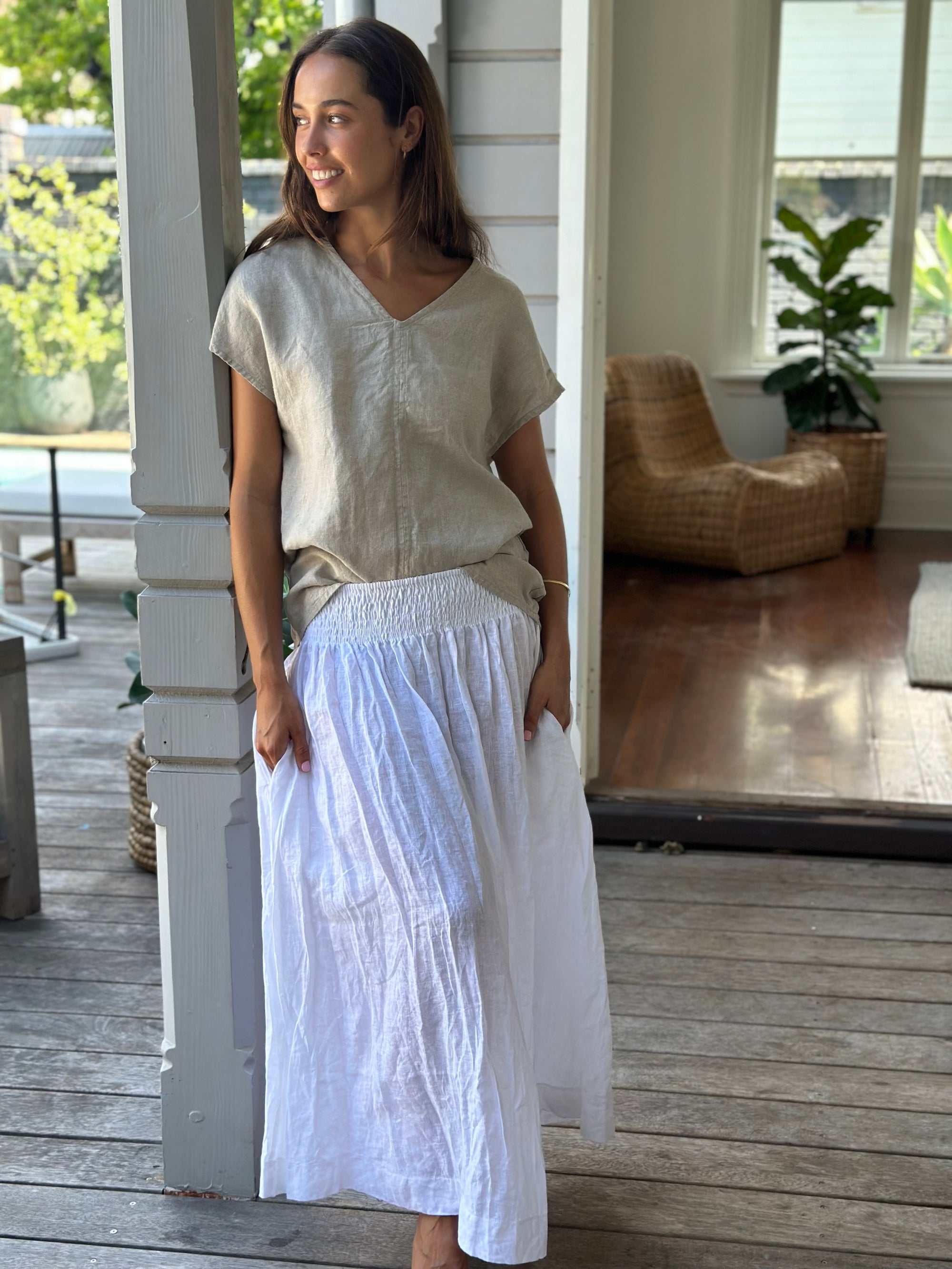 lulu skirt -white linen Apparel