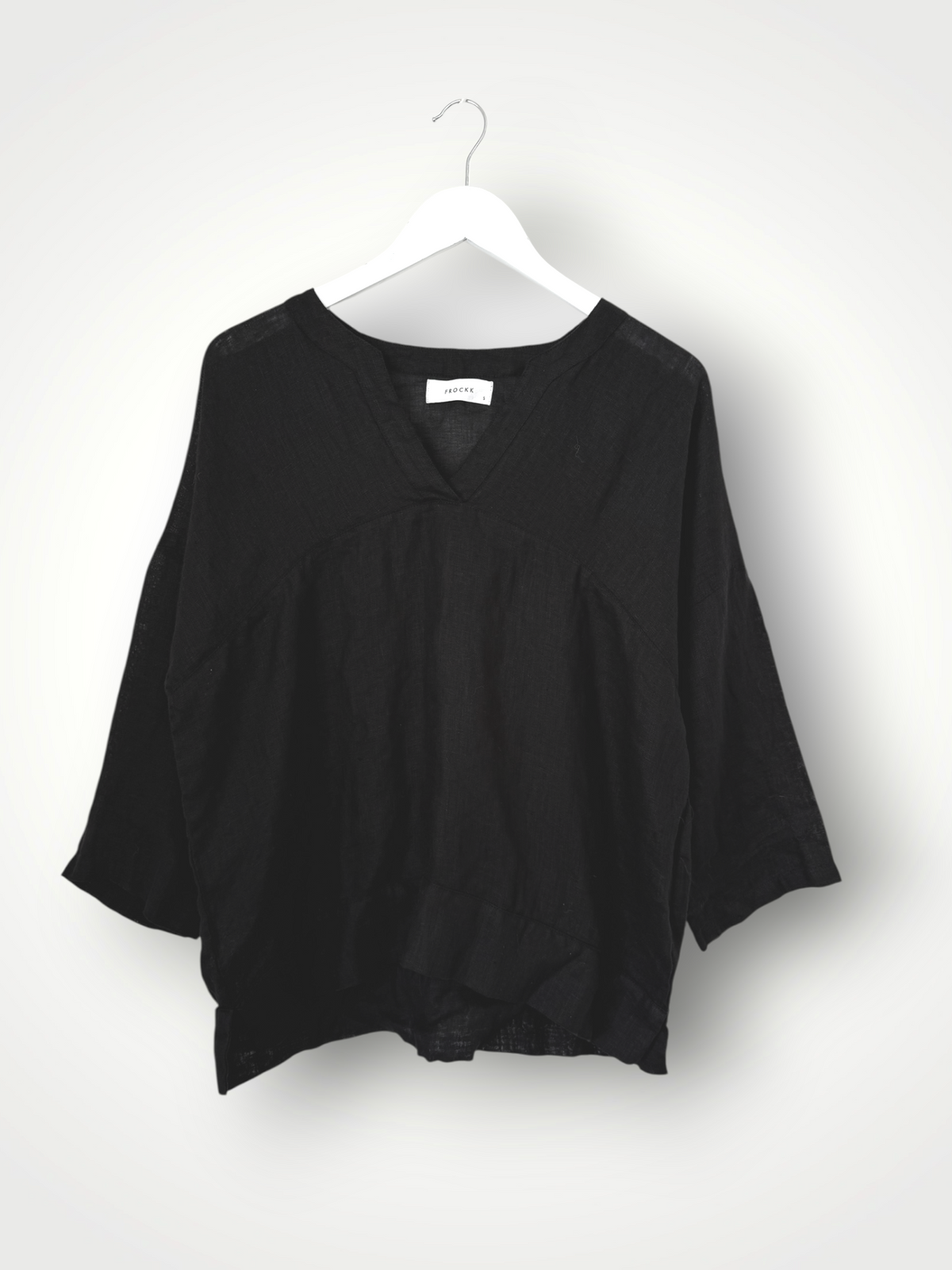 francis top-black linen Apparel