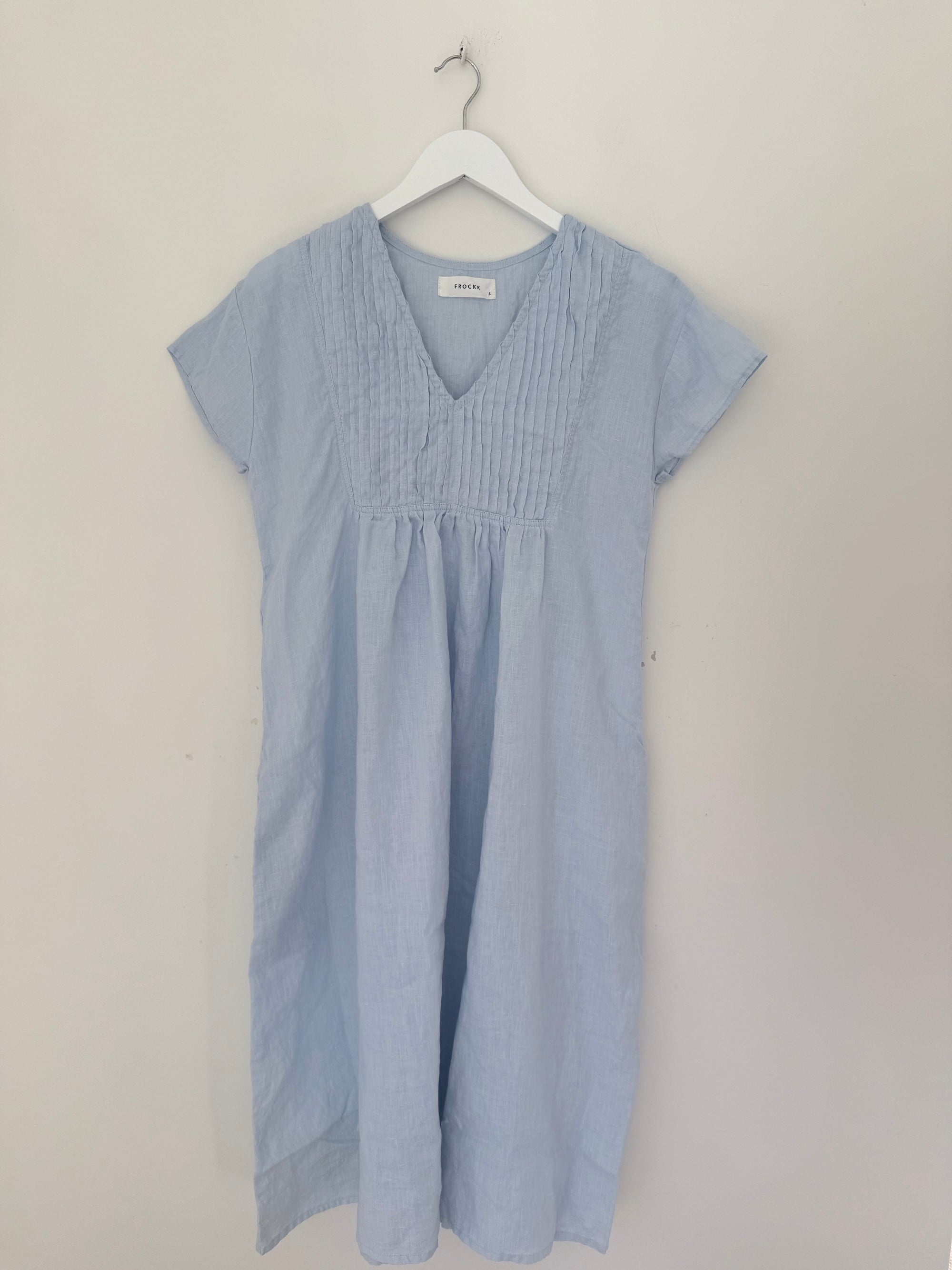 nellie dress-soft blue linen